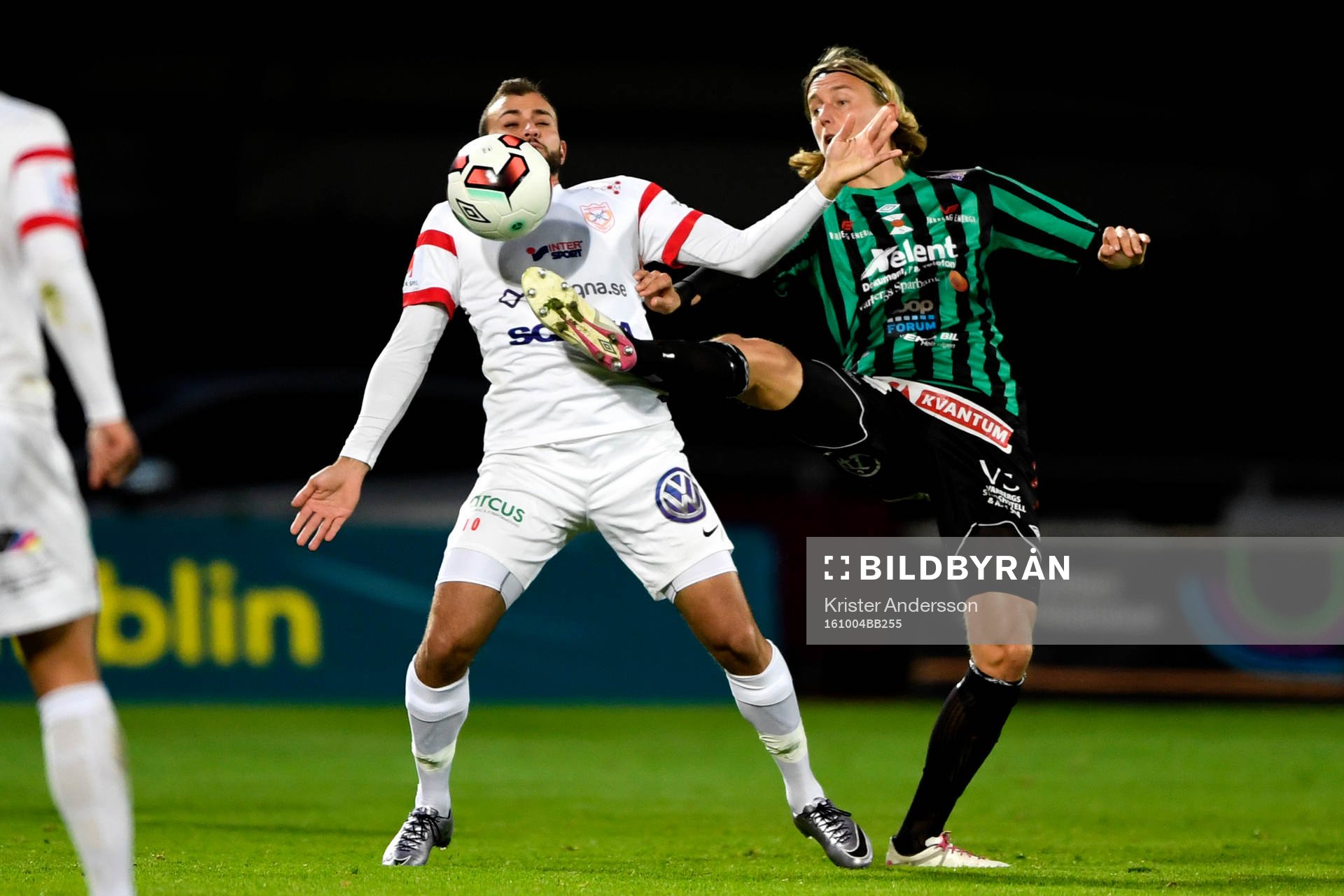 Assyriskas Mattias Genc och Varbergs Joakim Lindner