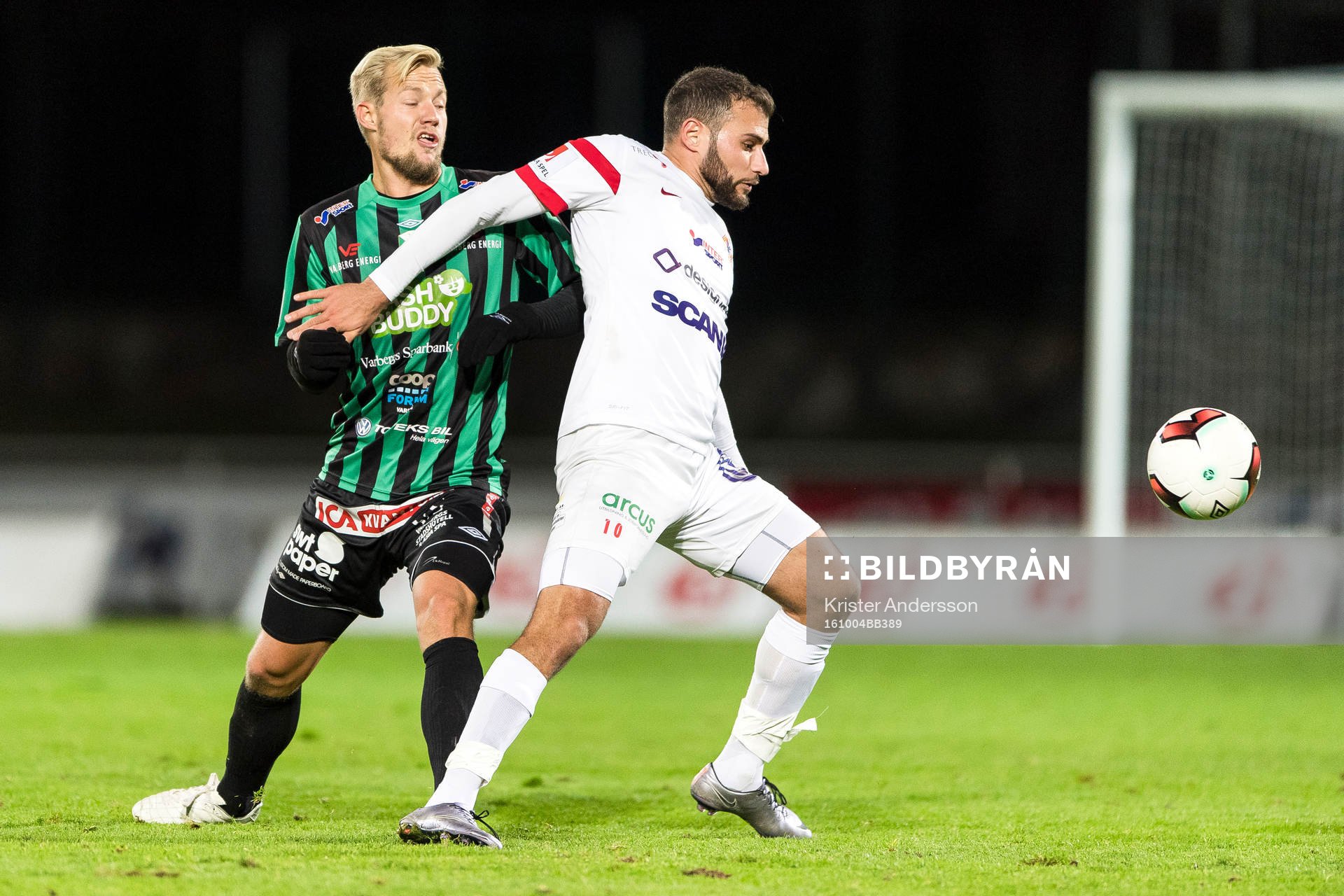 Varbergs Sebastian Crona och Assyriskas Mattias Genc
