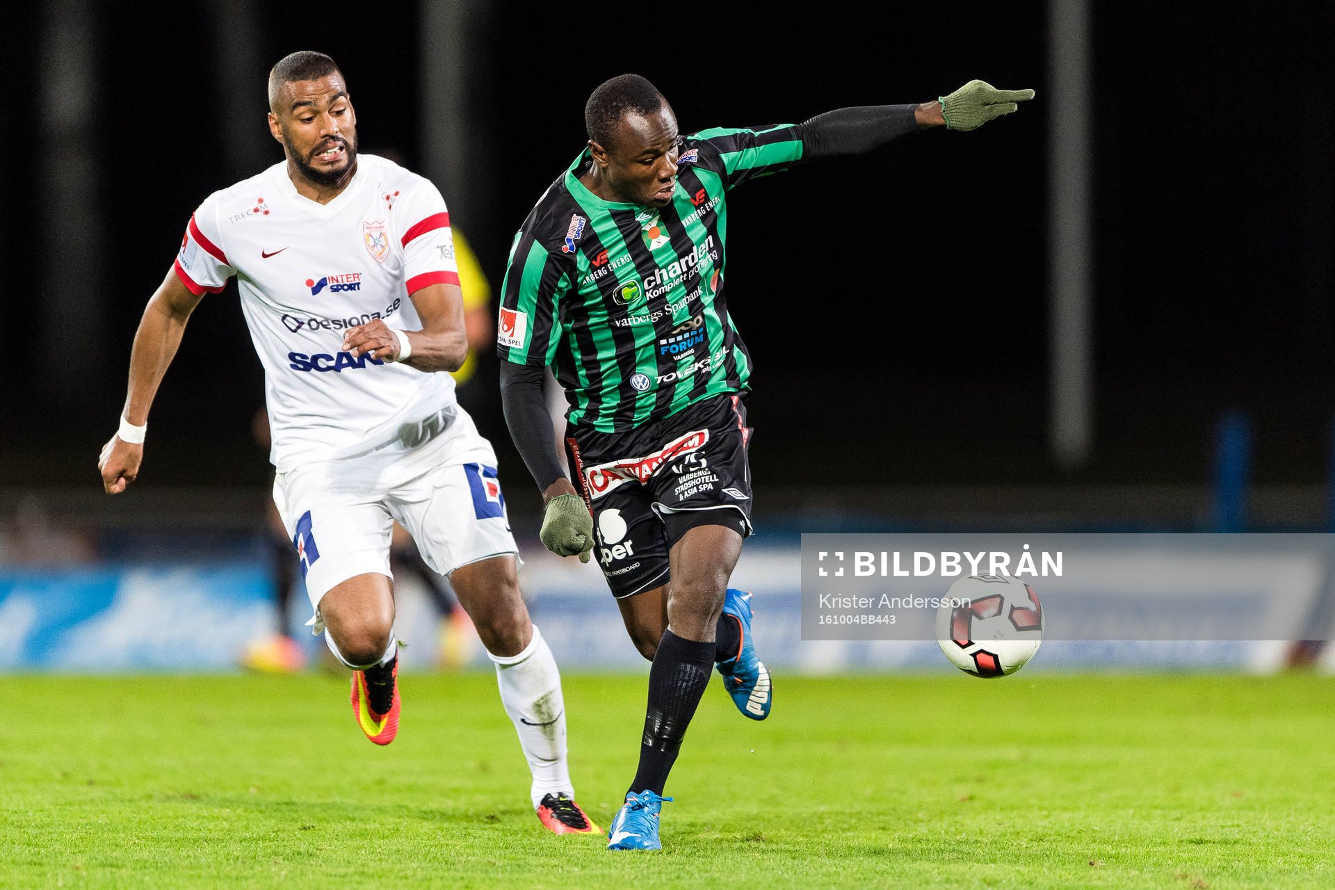 Assyriskas Kyle Konwea och Varbergs Nsima Peter