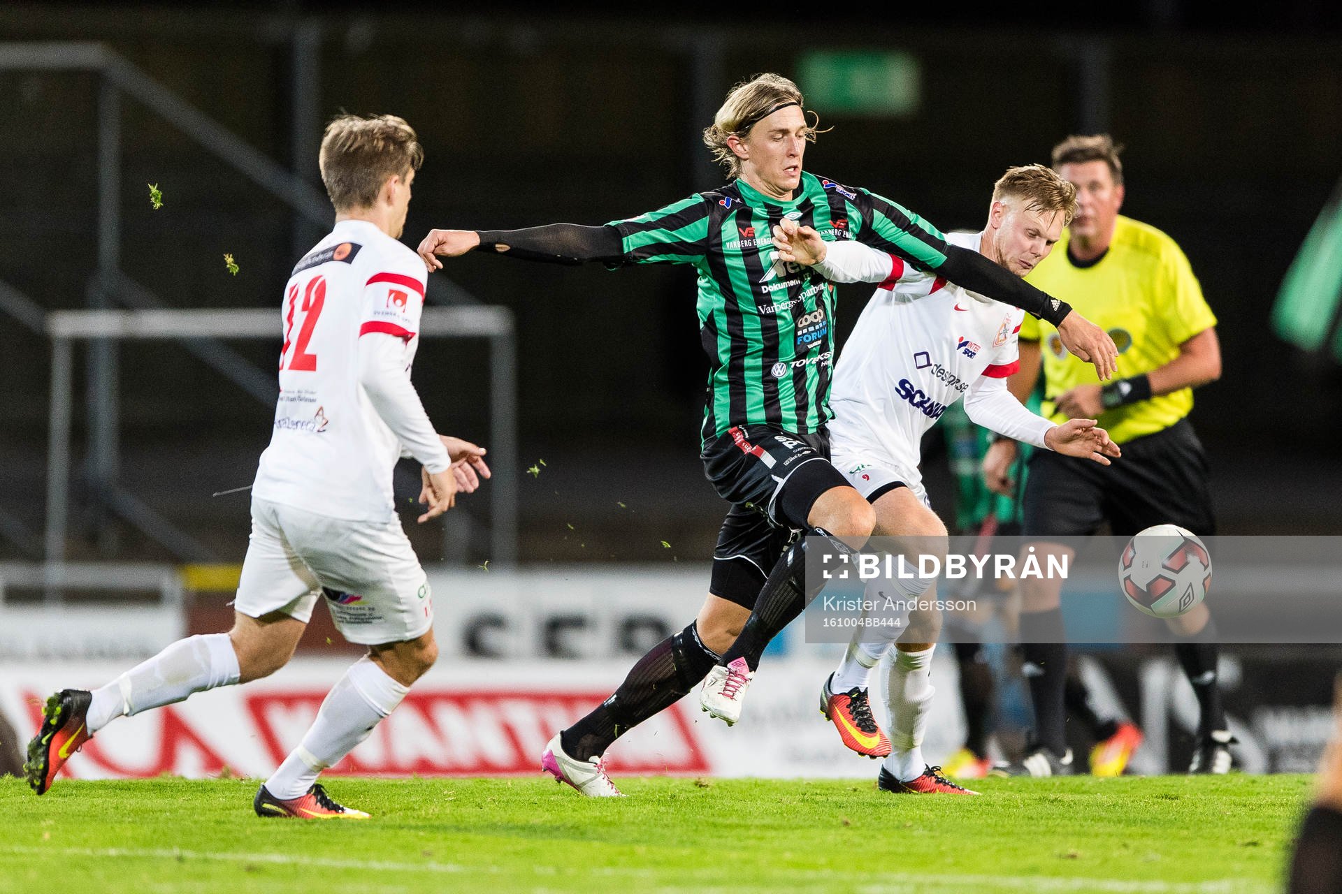 Varbergs Joakim Lindner och Assyriskas Tim Söderström