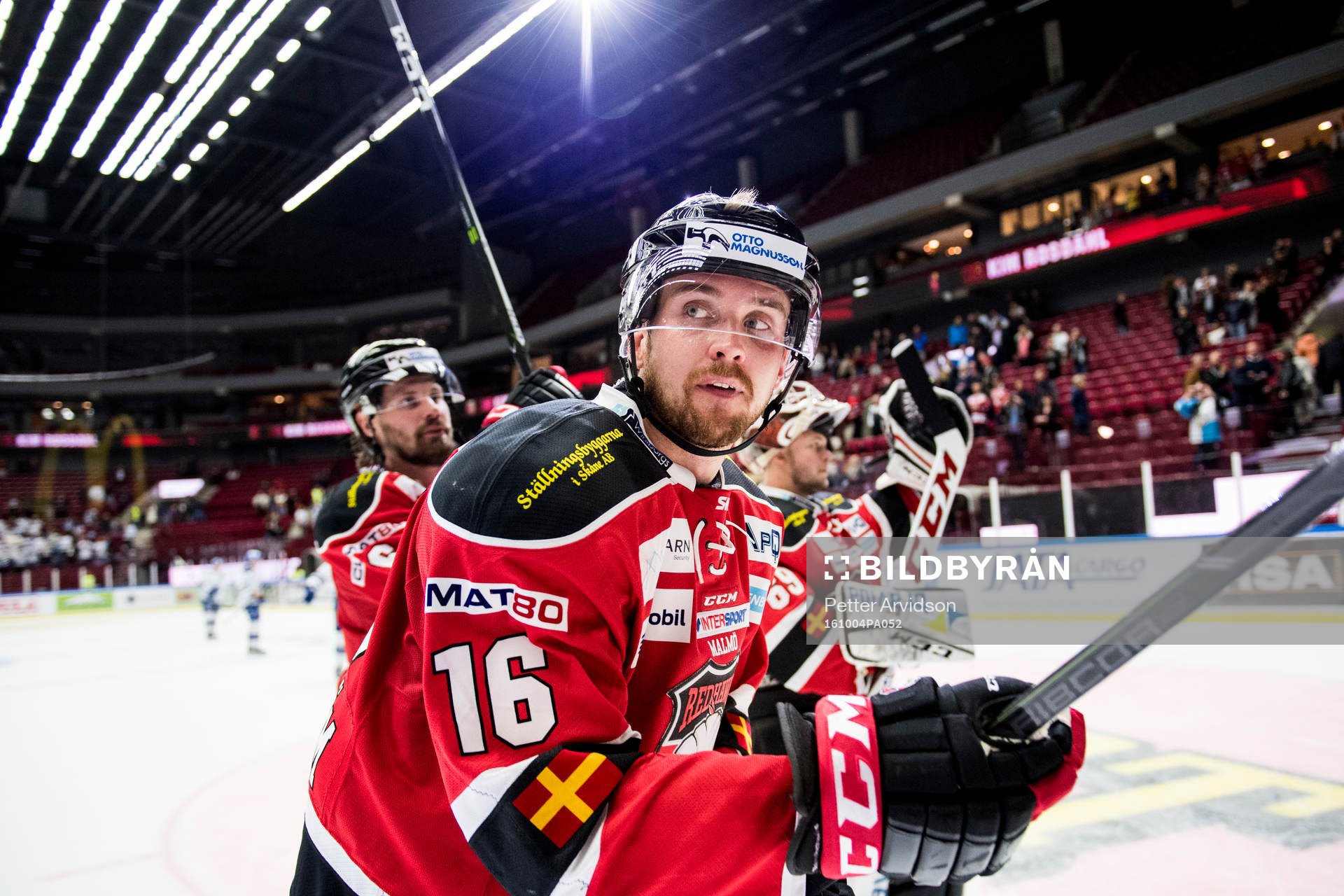 Malmö Redhawks Magnus Häggström jublar