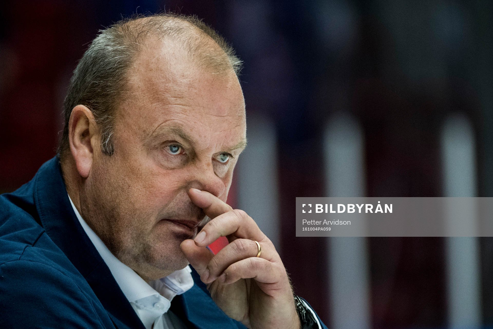 Leksands tränare Per-Erik Johnsson deppar