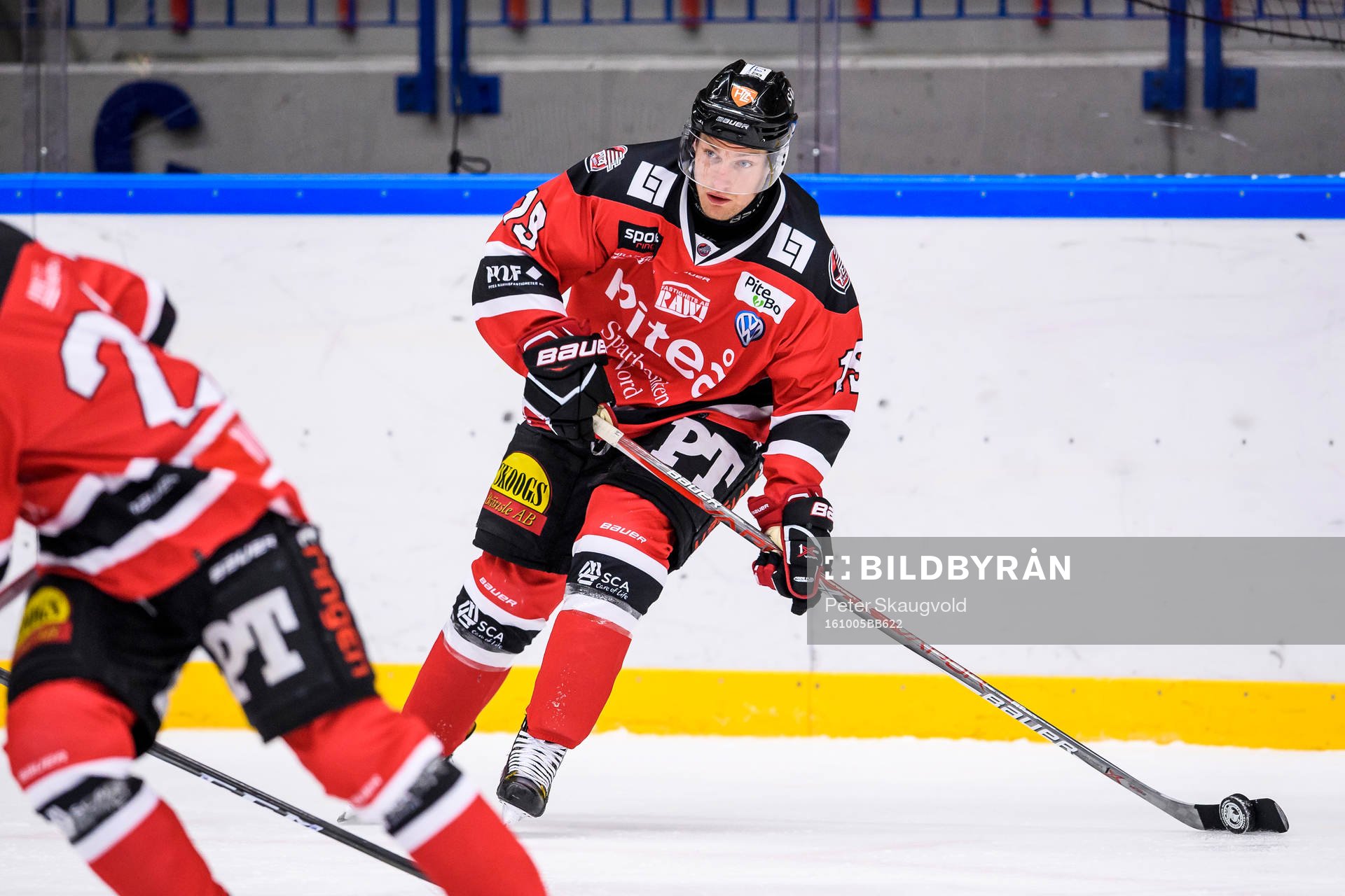 Piteås David Pettersson med pucken