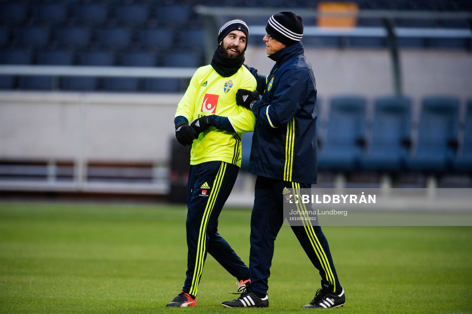 Sveriges Jimmy Durmaz och förbundskapten Janne Andersson