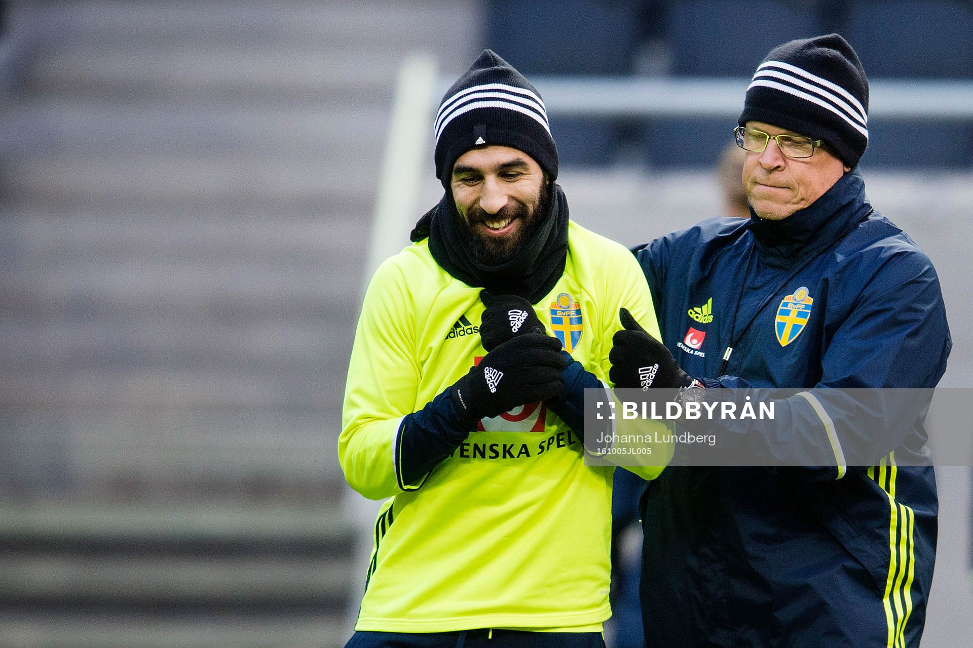 Sveriges Jimmy Durmaz och förbundskapten Janne Andersson