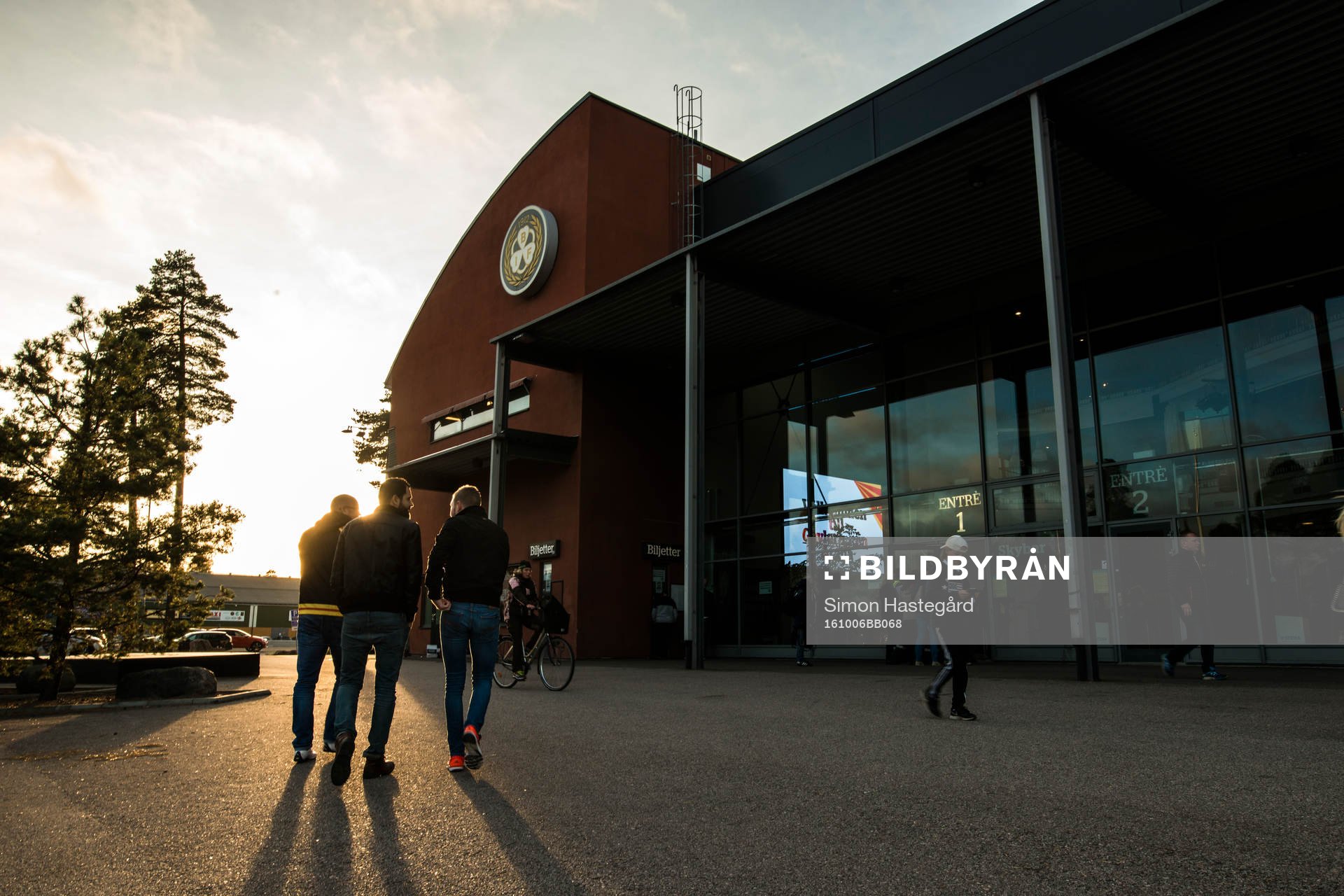Entrén till Gavlerinken Arena före ishockeymatchen i SHL