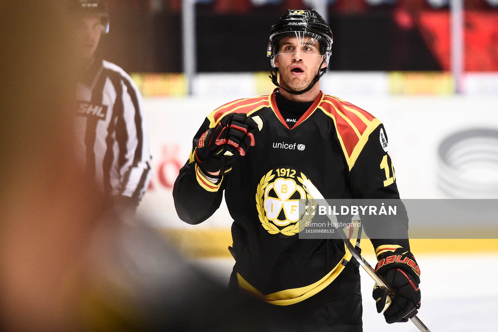 Brynäs Daniel Paille jublar