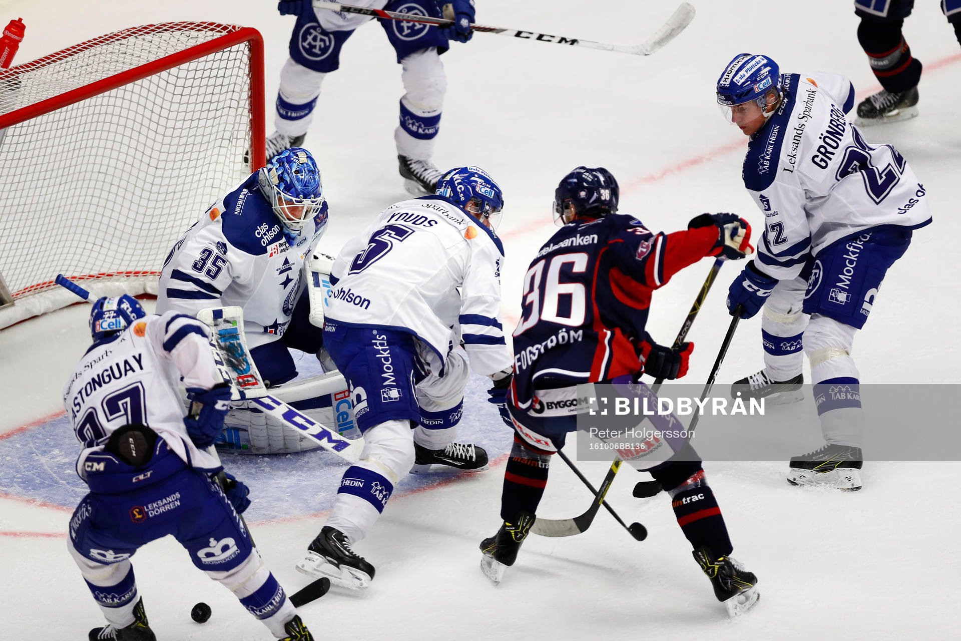 Linköpings Niklas Fogström med målchans mot Leksands