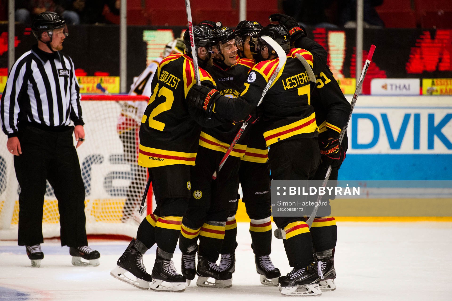 Brynäs Pathrik Westerholm och Ponthus Westerholm jublar