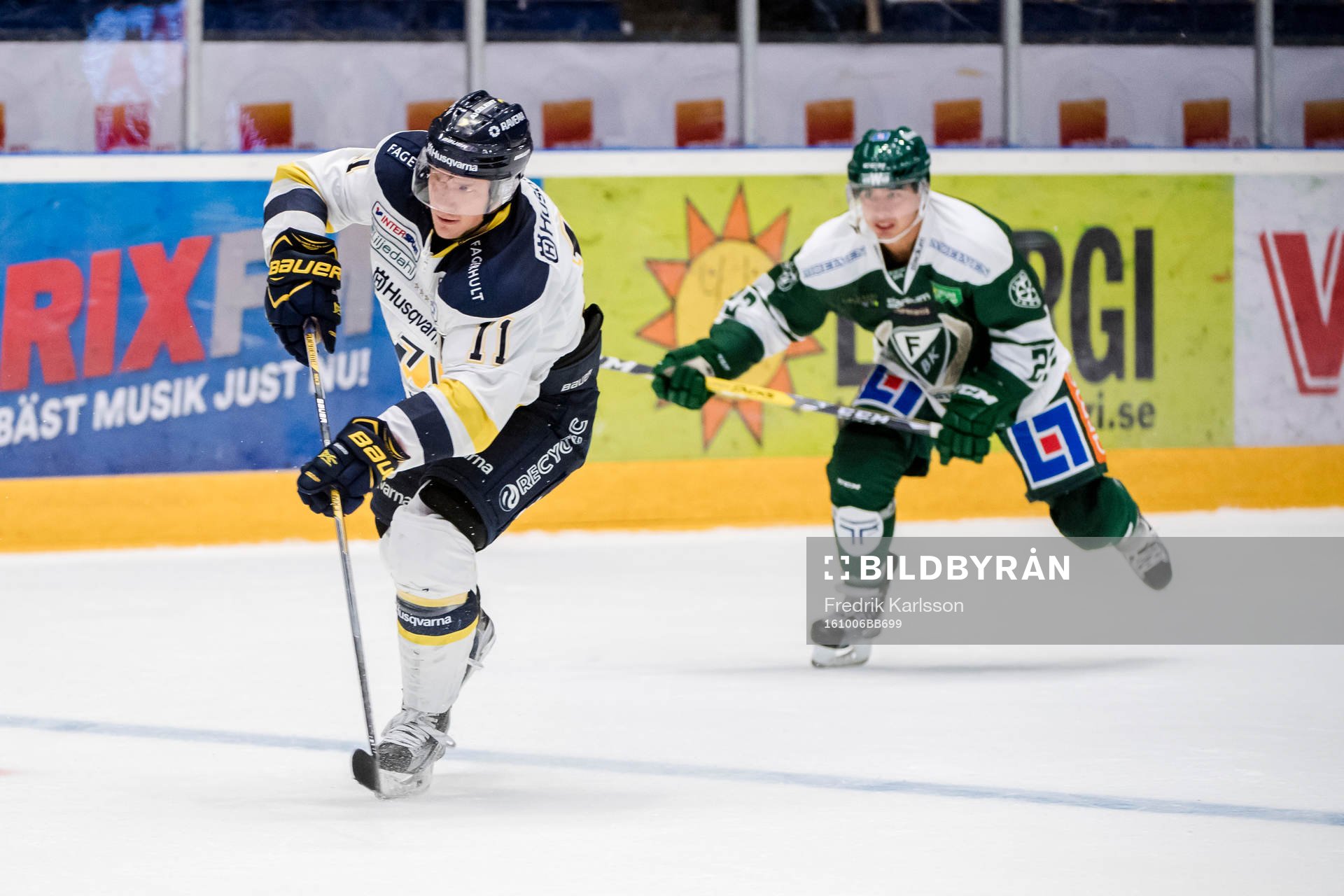 s Simon Önerud skjuter in 1-4 i tom kasse