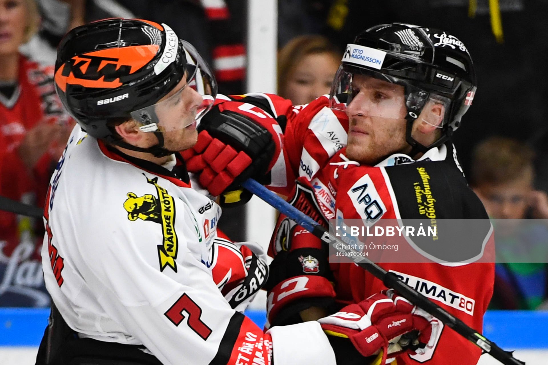 Örebros Alexander Hellström och Malmö Redhawks Frederik