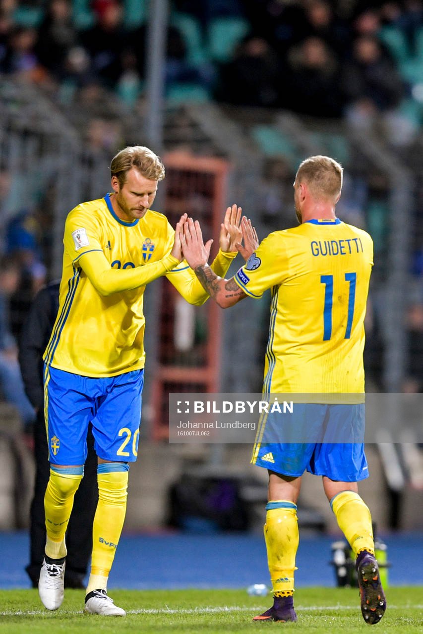 Sveriges John Guidetti byts ut till förmån för Ola