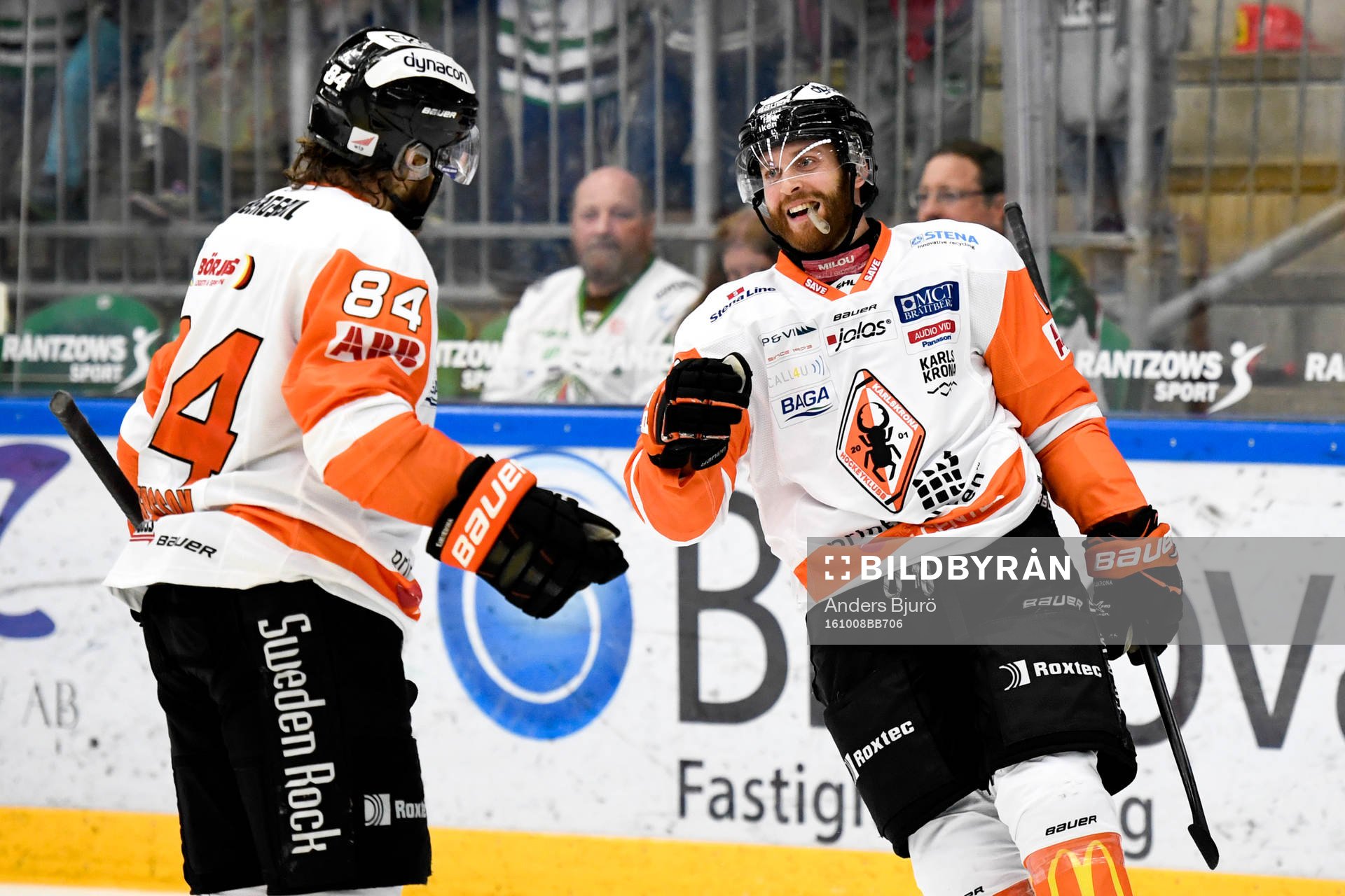 Karlskronas Jimmy Andersson och Mattias Guter jublar