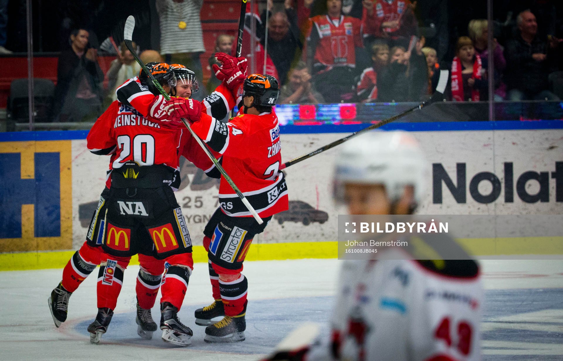 Örebros Anders Eriksson gör 4-1 och jublar