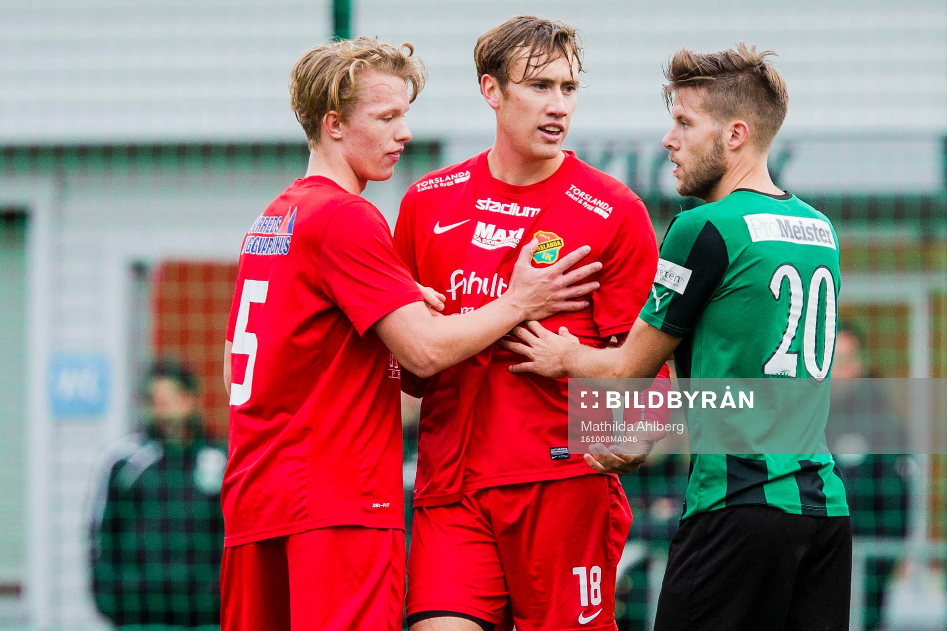 Torslandas Philip Lenell (v) och Edvin Skoglund  i