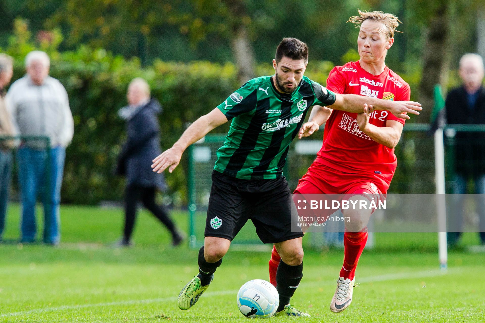 Högaborgs Robert Mirosavic och Torslandas Mathias