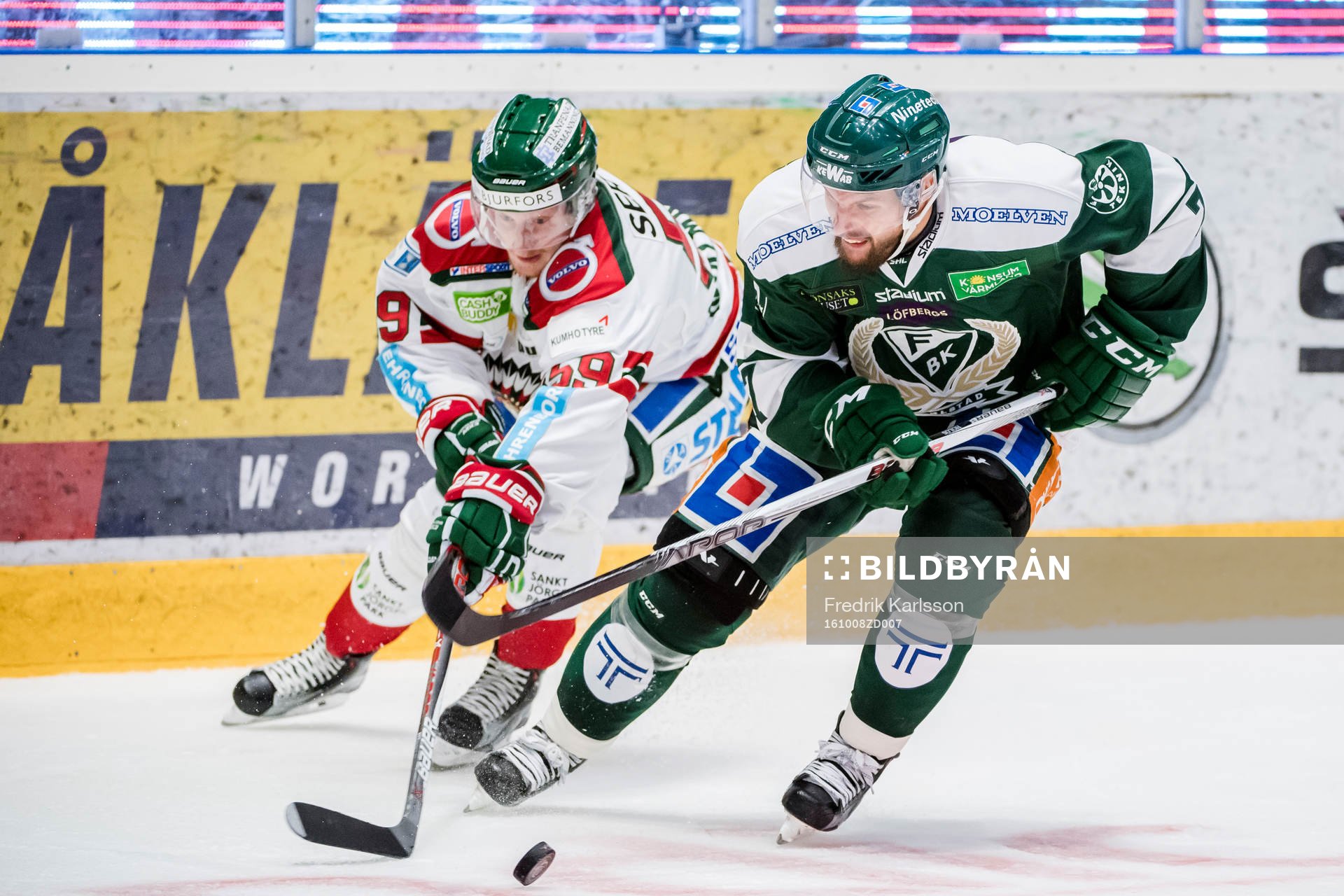 Frölundas Simon Hjalmarsson  och Färjestads Jonas Holös