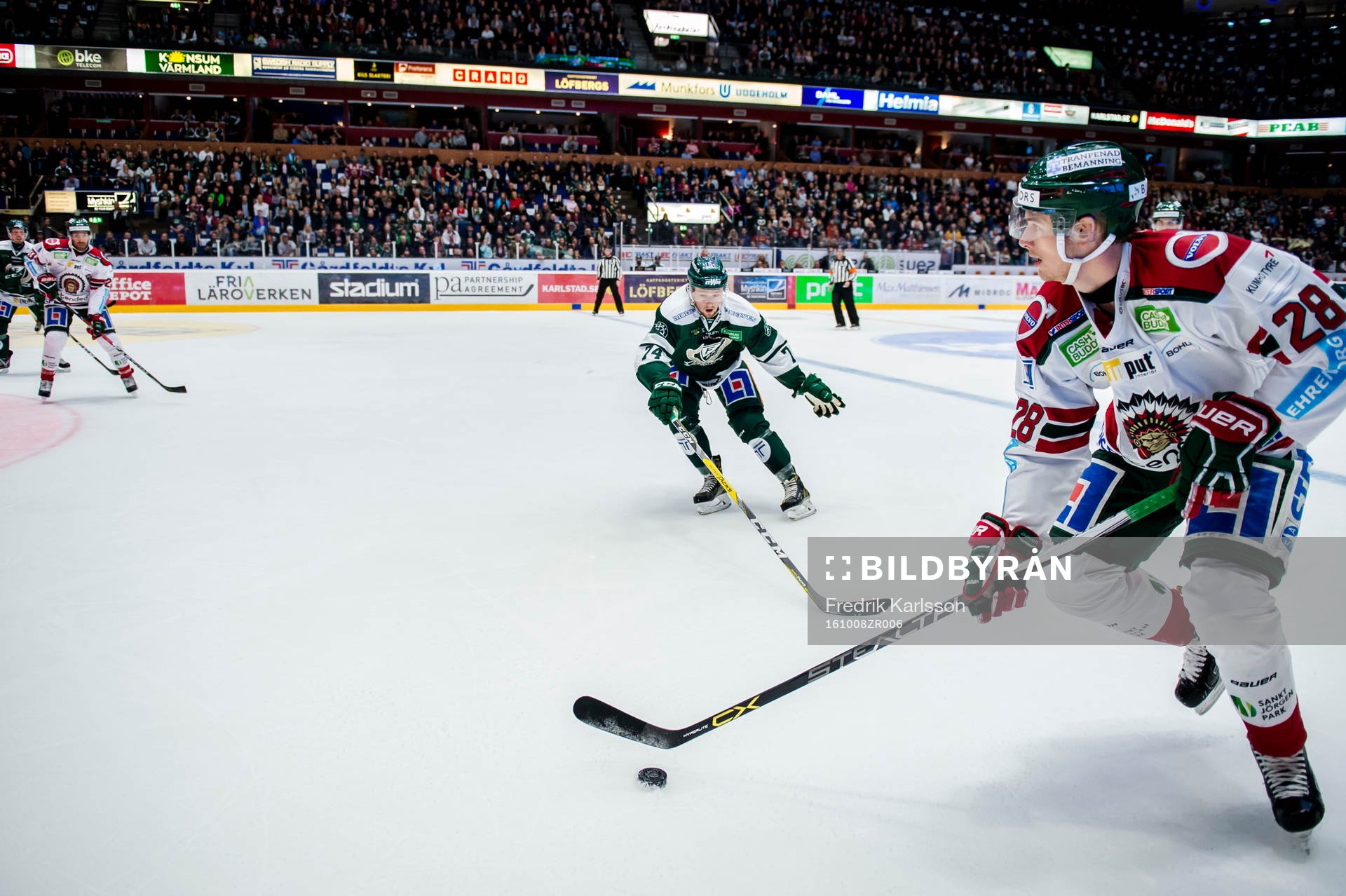 Färjestads Rasmus Asplund och Frölundas Johan Sundström