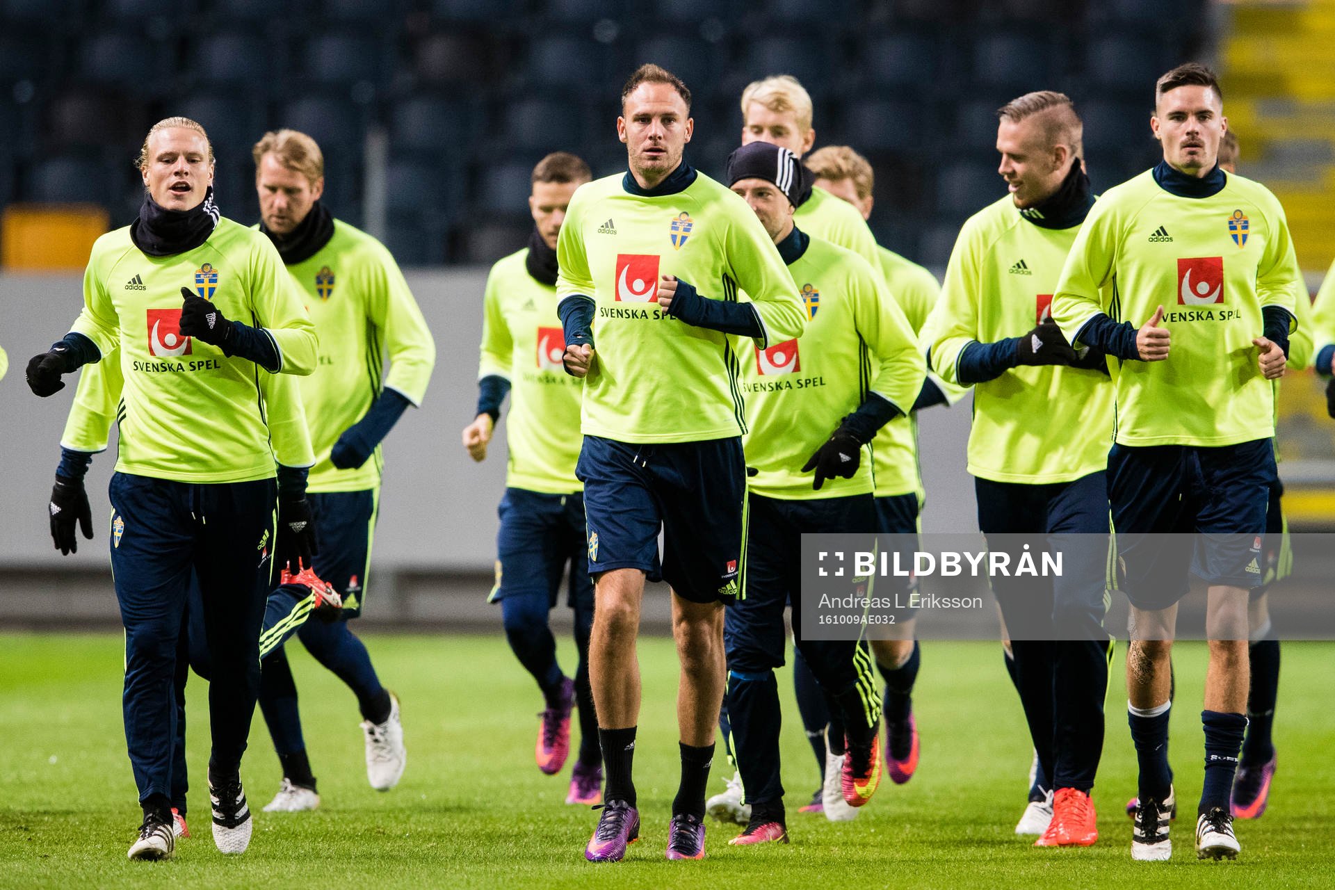 Sveriges Oscar Hiljemark, Andreas Granqvist och Mikael