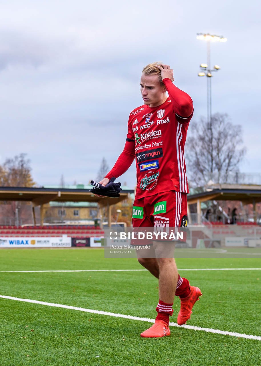 s Henrik Millbert deppar