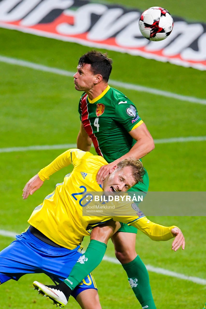 Sveriges Ola Toivonen och Bulgariens Vasil Bozhikov