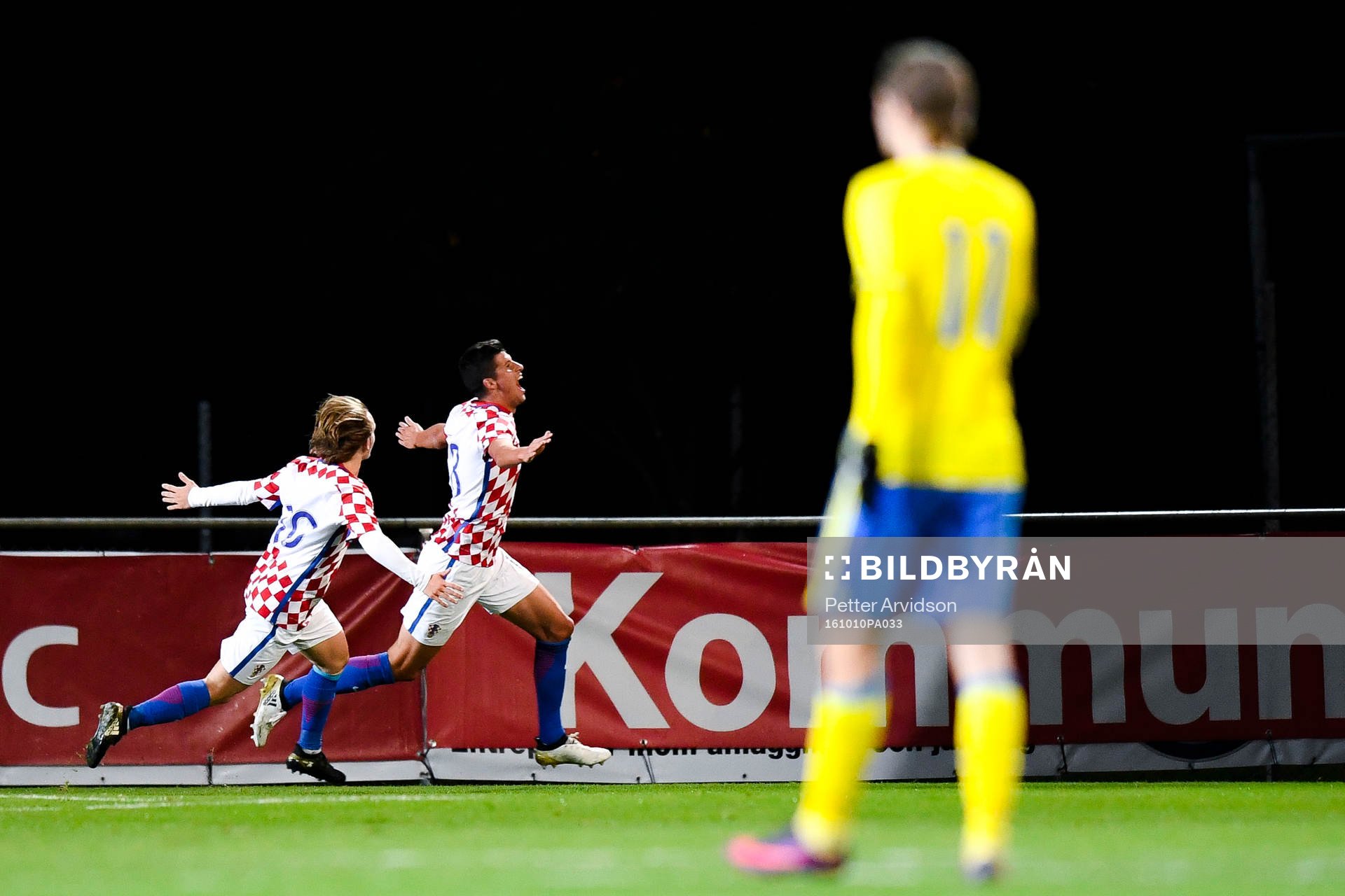 Kroatiens Stipe Perica jublar
