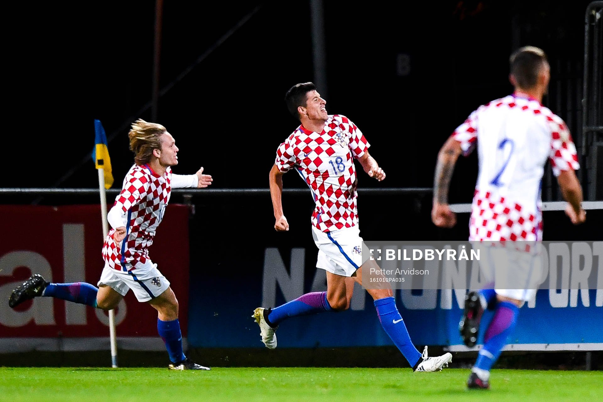 Kroatiens Stipe Perica jublar