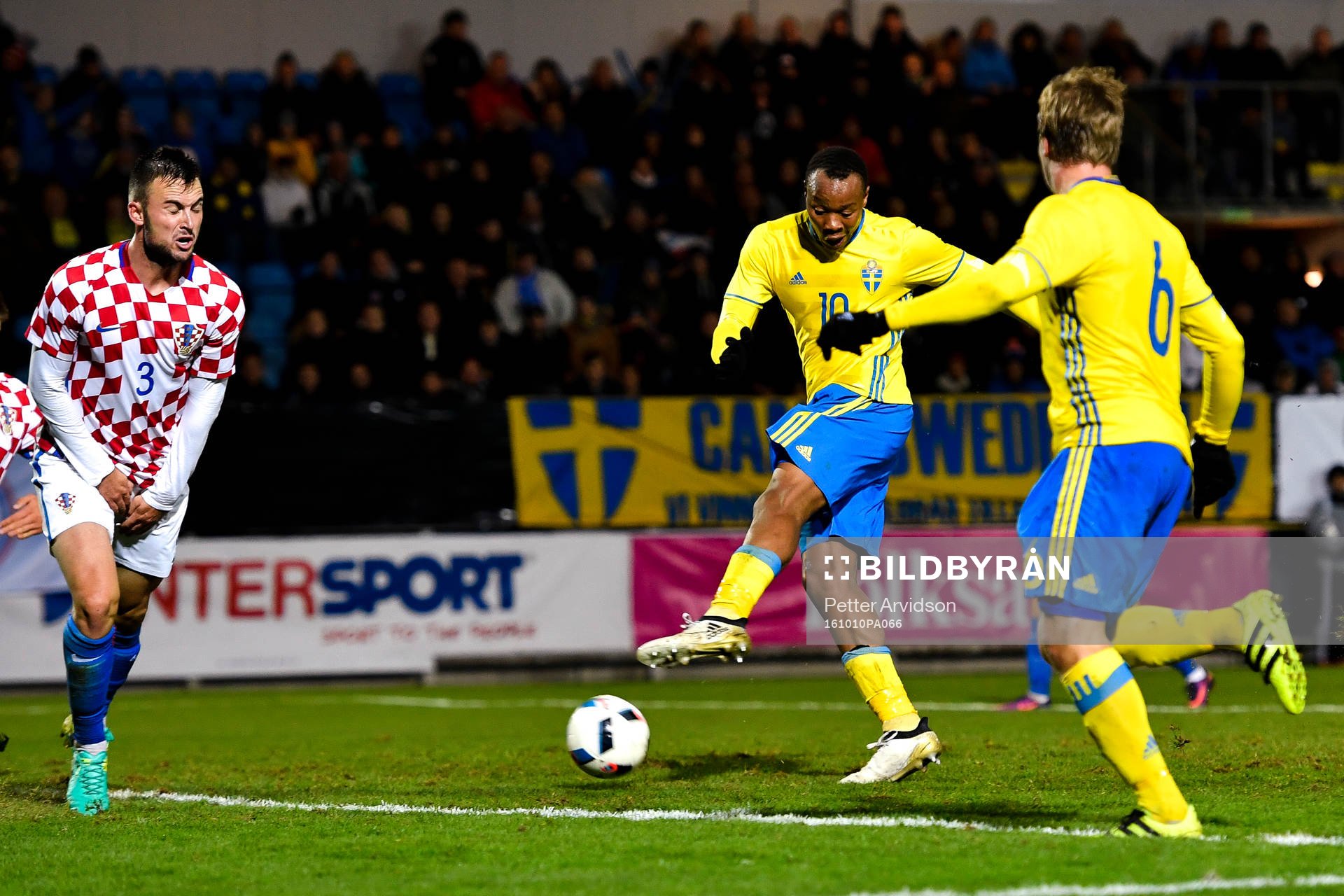 Sveriges Carlos Strandberg gör 4-1