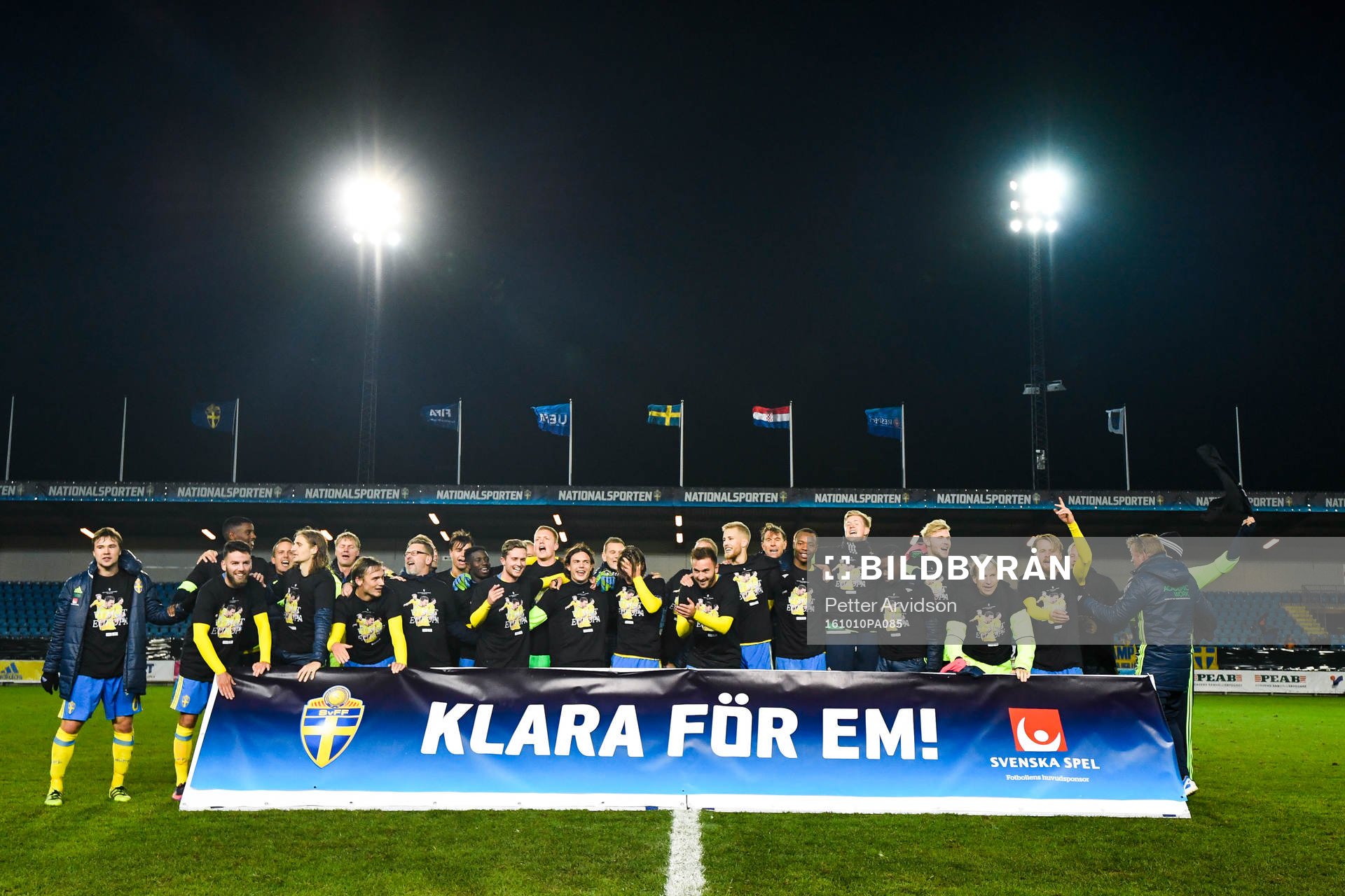 Sveriges spelare jublar