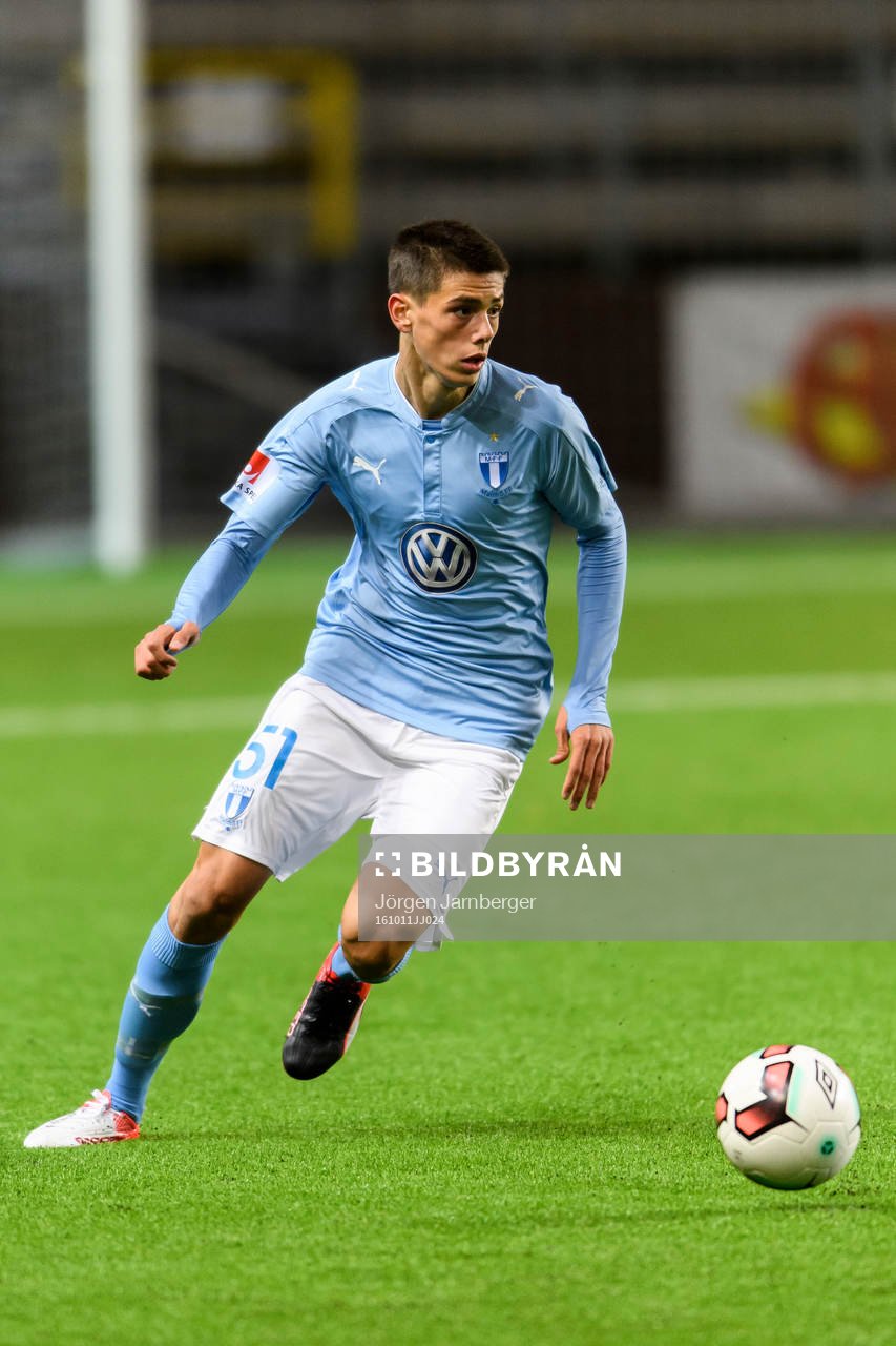Malmö FFs Dennis Hadzikadunic