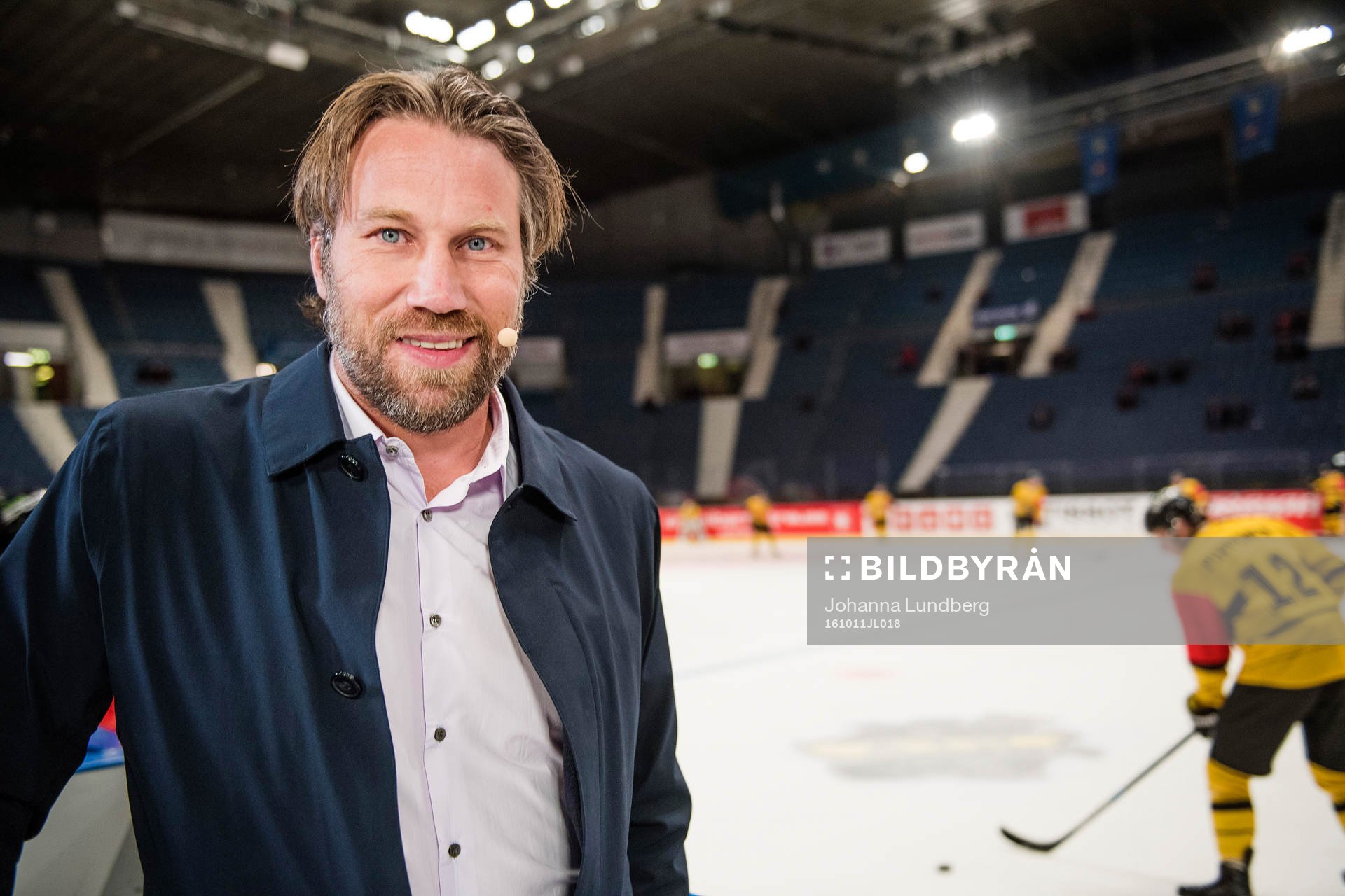 Eurosports Peter Forsberg förbereder sig för sändning