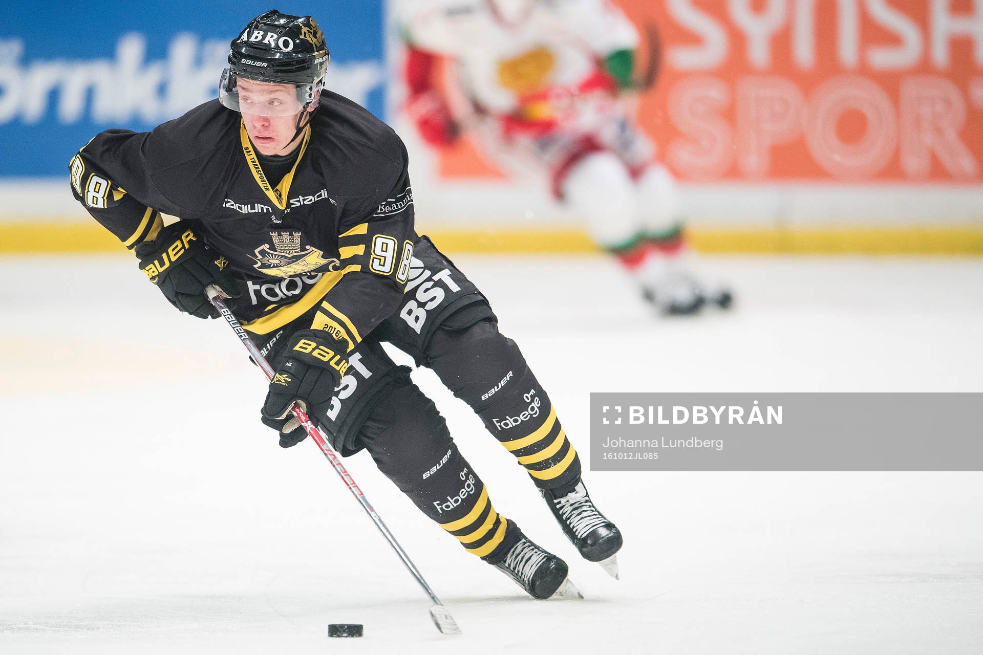 s Jesper Bratt