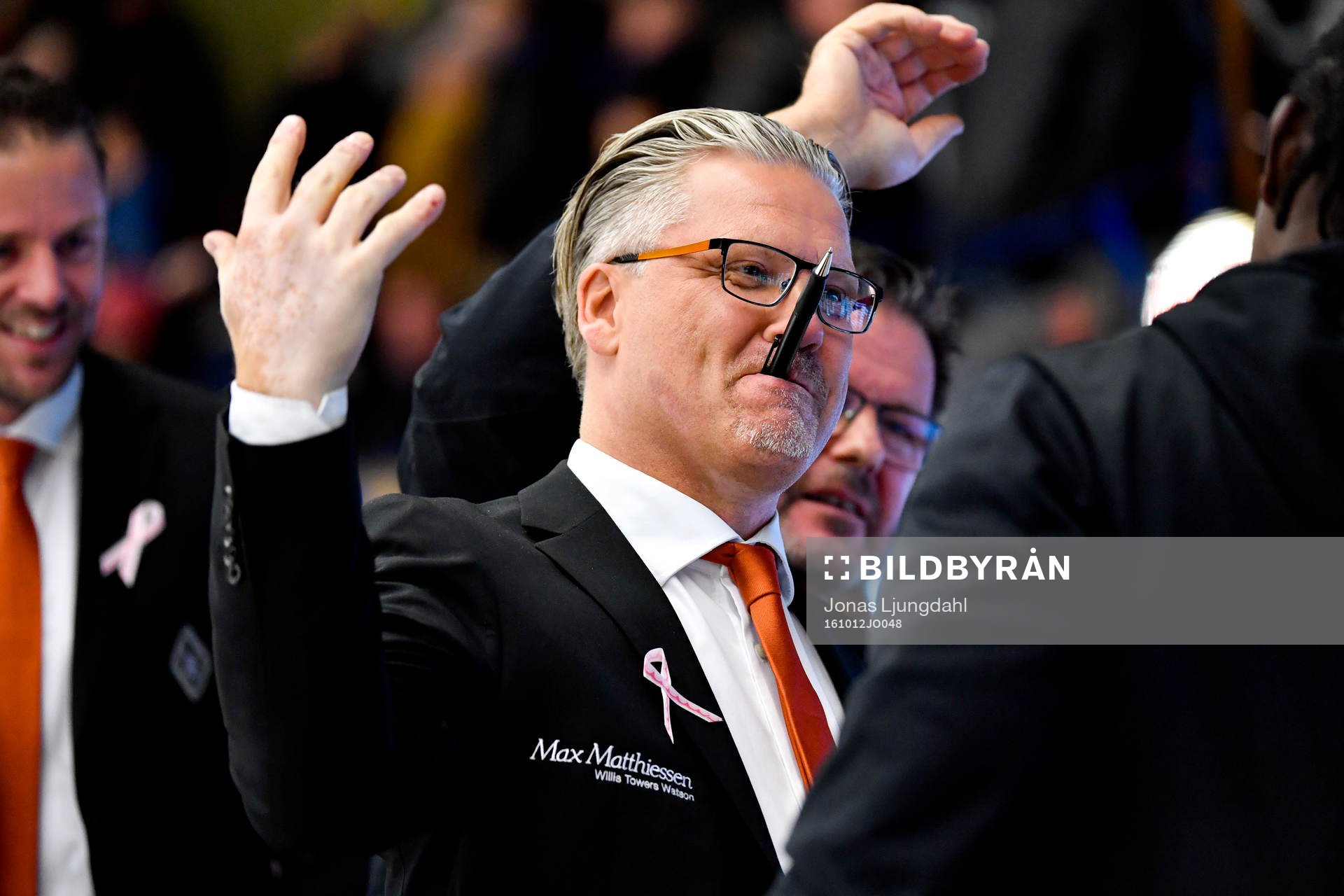 Karlskronas tränare Per Hånberg jublar