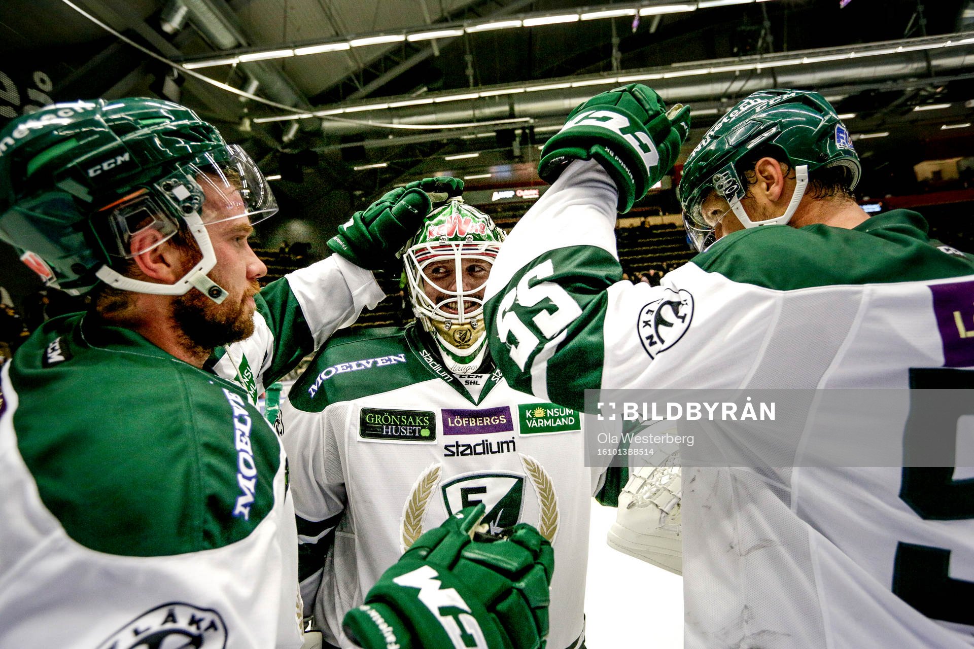 Färjestads målvakt Lars Haugen, Jonas Holös och