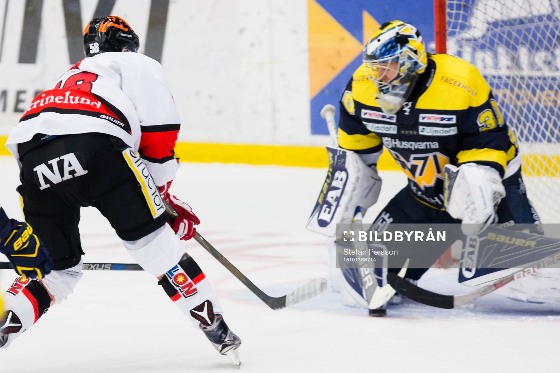 s målvakt Linus Söderström
