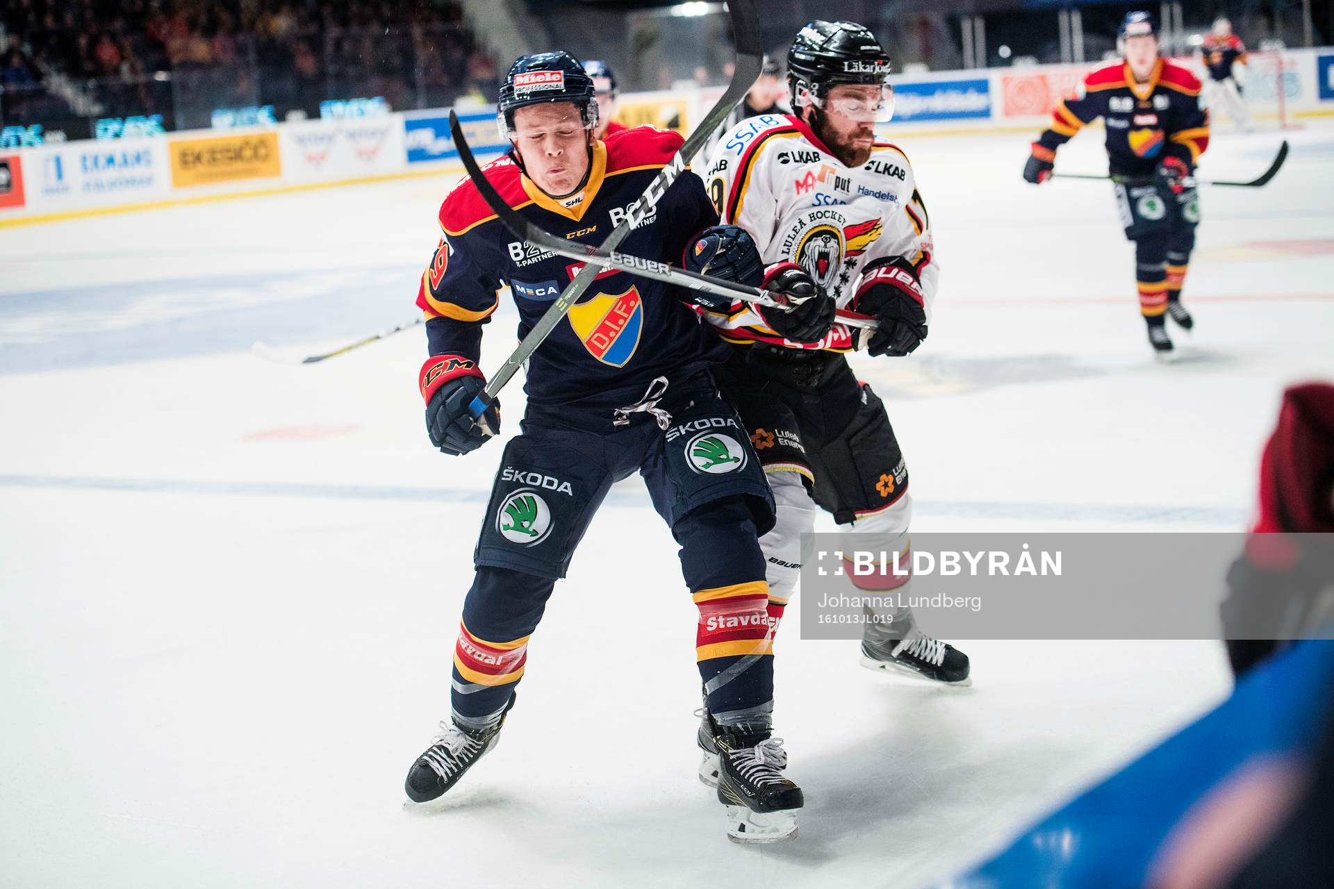 Djurgårdens Patrik Lundh och Luleås Jacob Lagacé