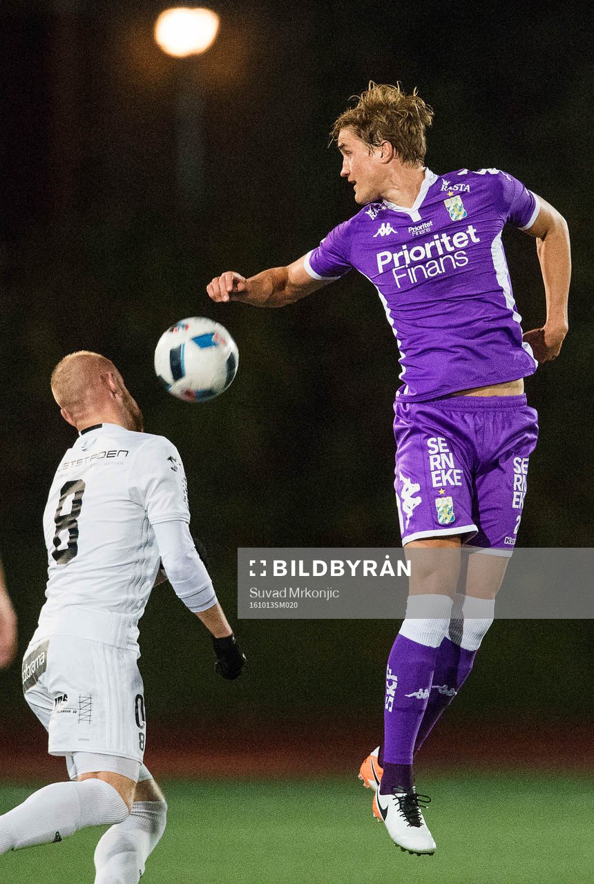 Oskarshamns Jochen Graf och IFK Göteborgs Thomas Rogne