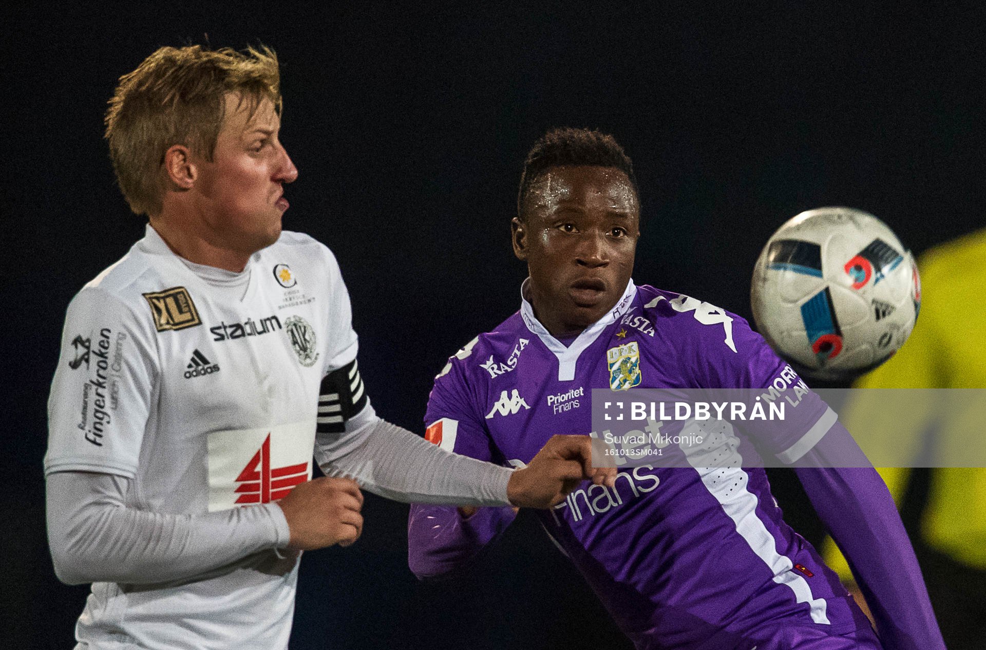 Oskarshamns Eric Persson och IFK Göteborgs Kasim Prosper