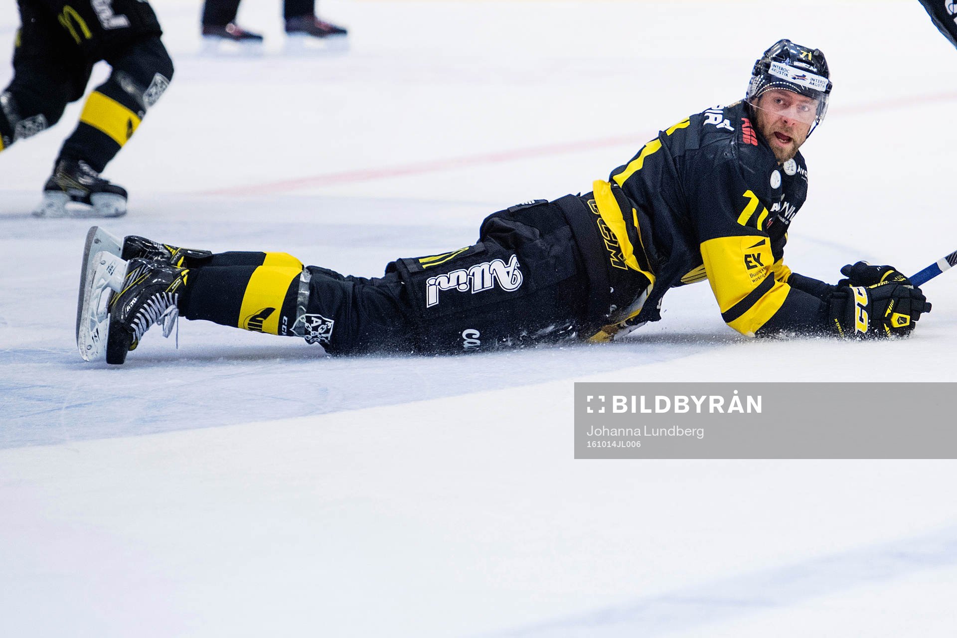 Västerås Niklas Lihagen faller