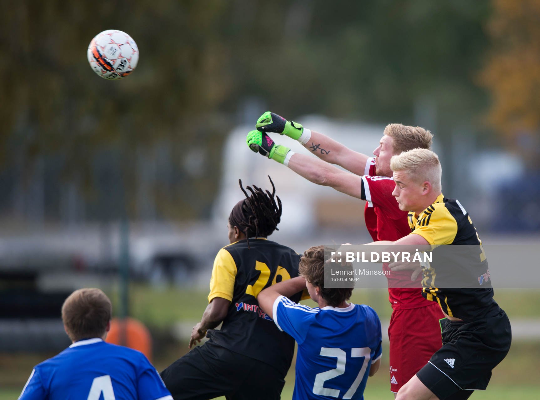 IFK Hässleholms Linus Svensson i matchen i division 2