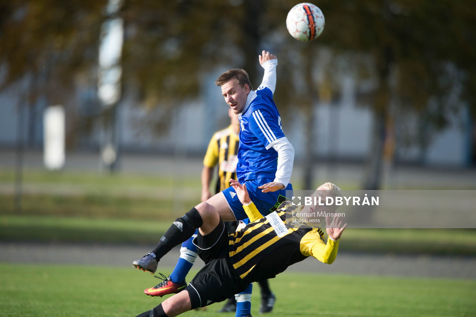 IFK Hässleholms Linus Svensson i matchen i division 2
