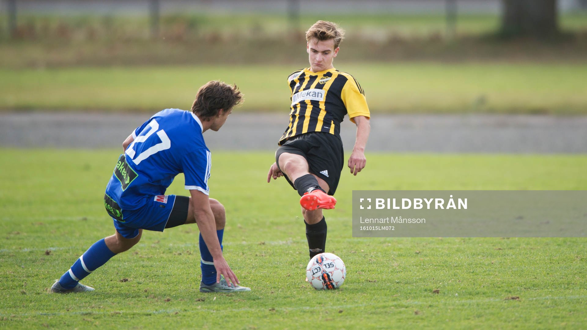 IFK Hässleholms Erik Åberg i matchen i division 2 mellan