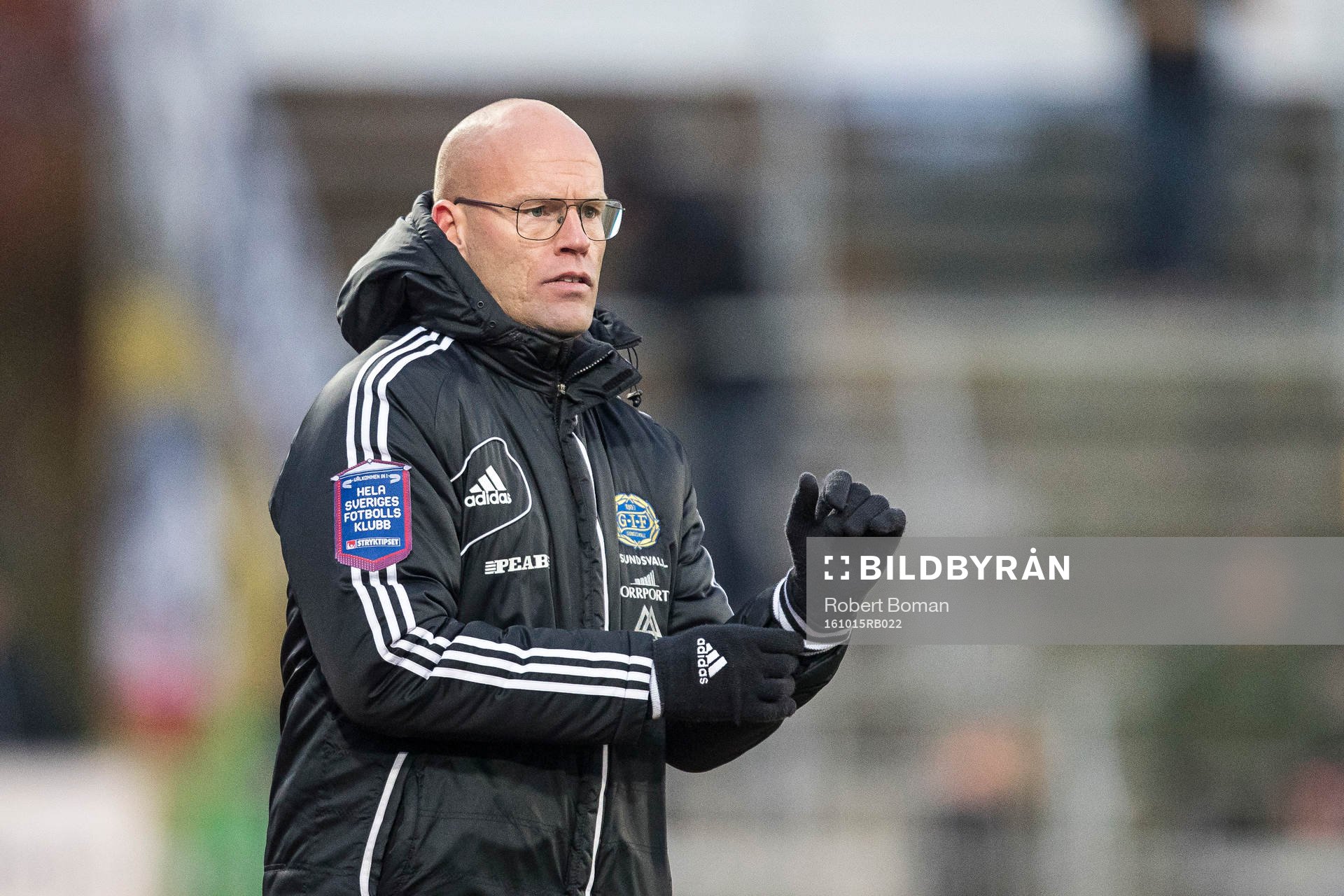 Sundsvalls tränare Joel Cedergren deppar