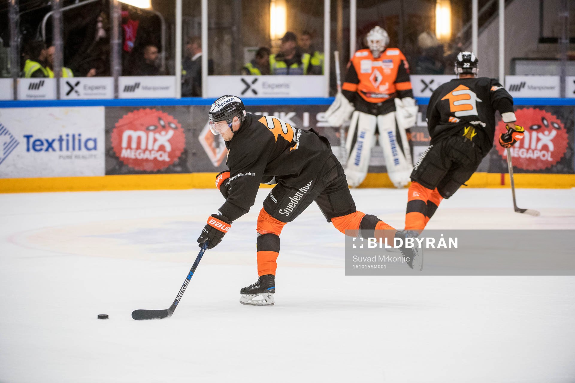 Karlskrona-spelarna värmer upp