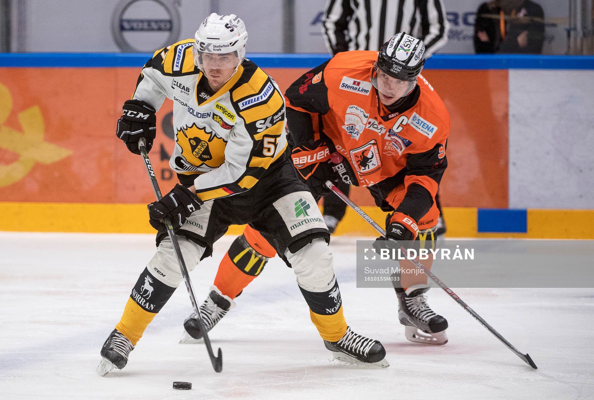 Skellefteås Emil Djuse  och Karlskronas Morten Madsen