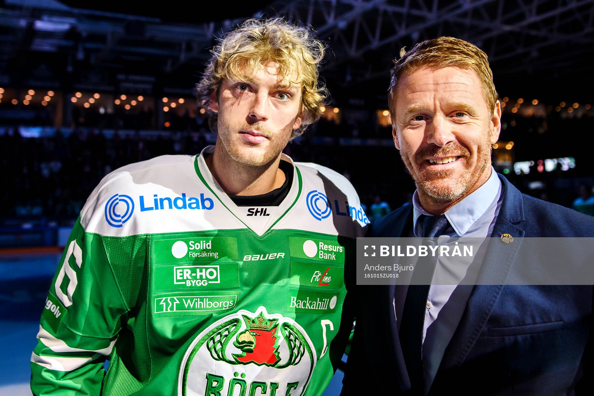 Rögles Christopher Liljewall hyllas för 400 matche r