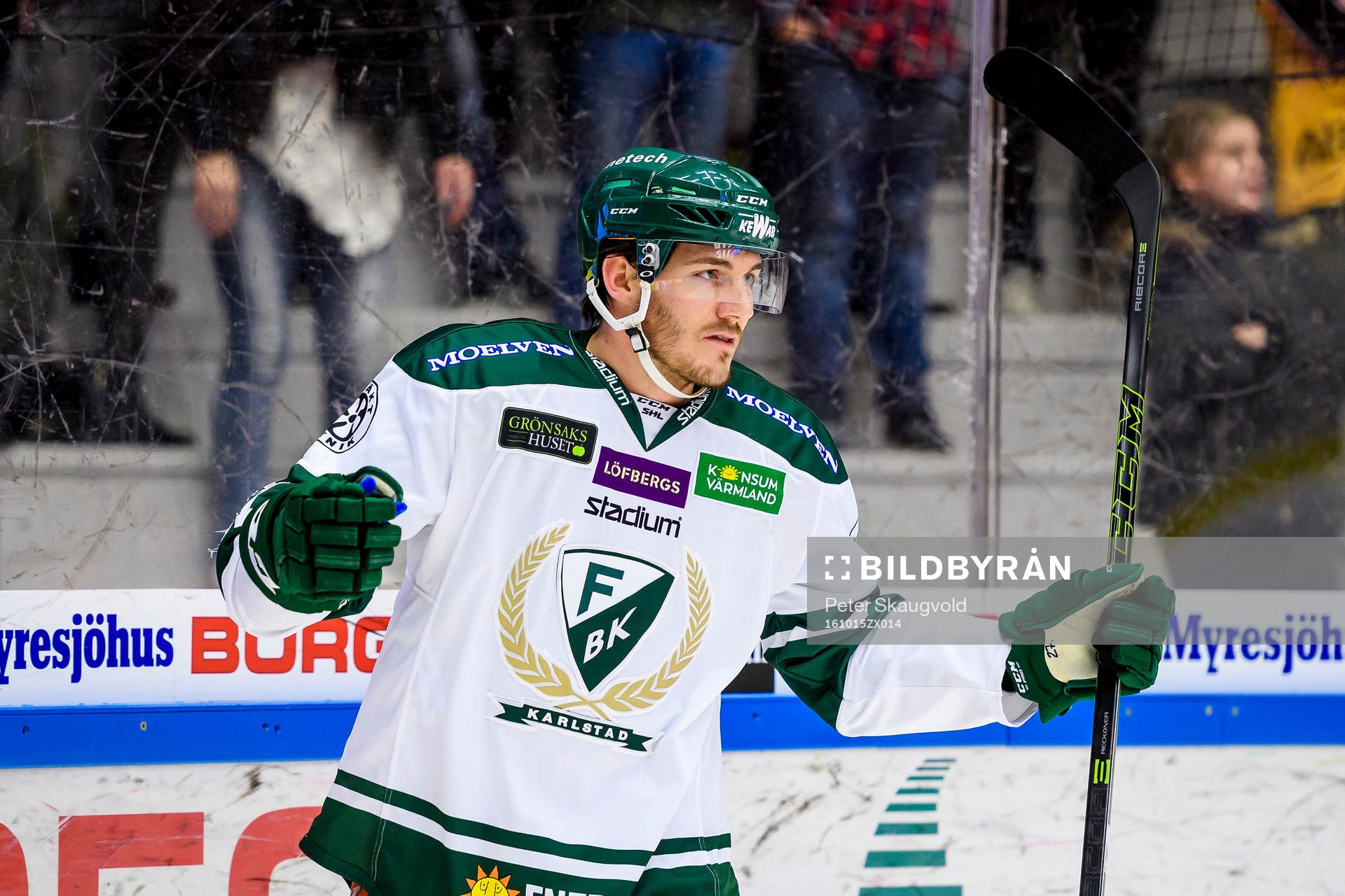 Färjestads John Persson jublar