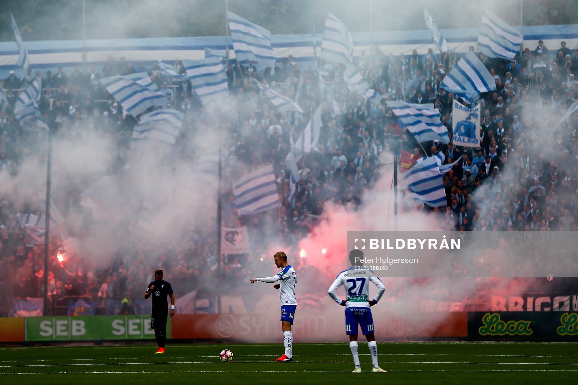 Bengal rök från Malmö FFs supportar