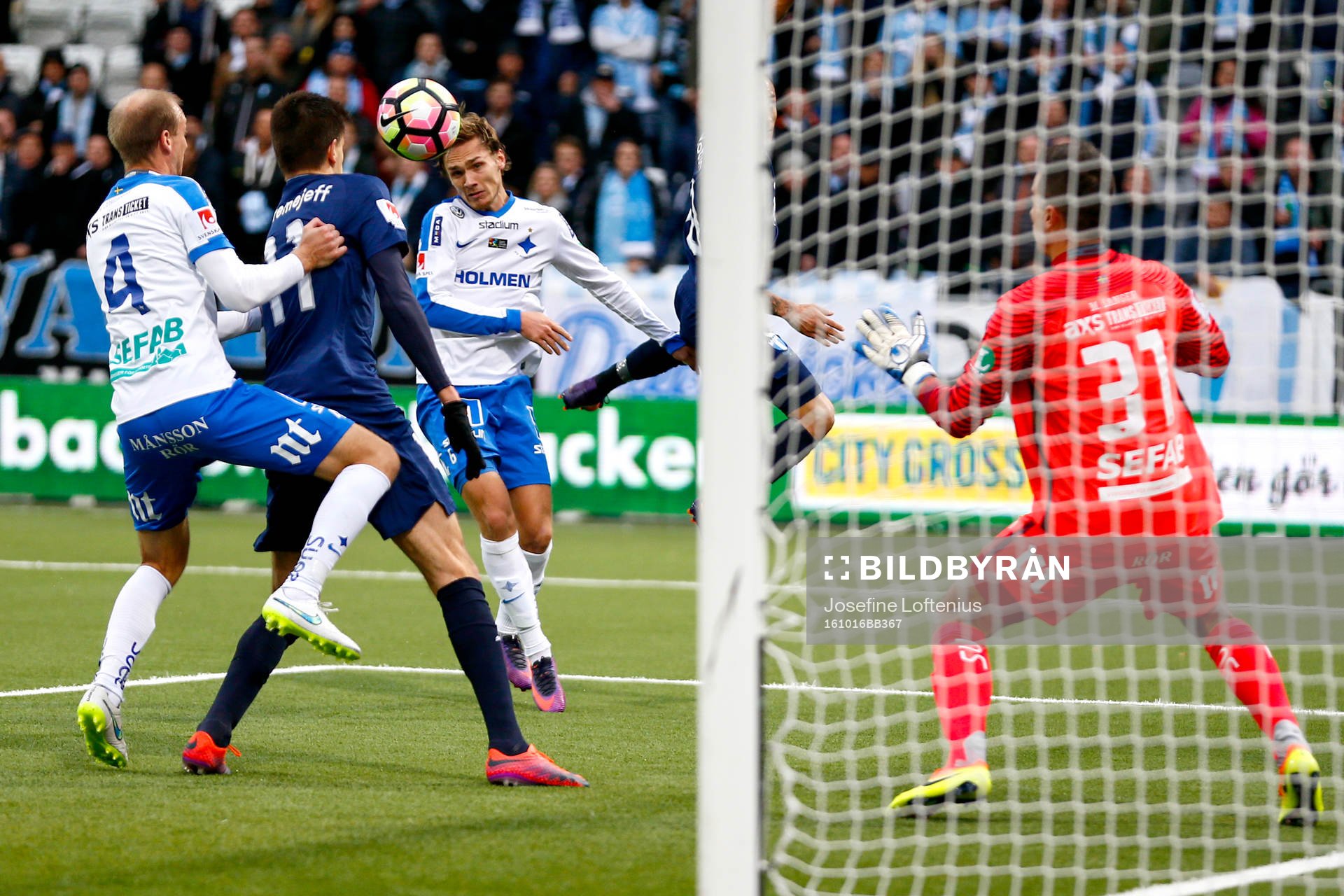 Malmö FFs Alexander Jeremejeff gör 1-2