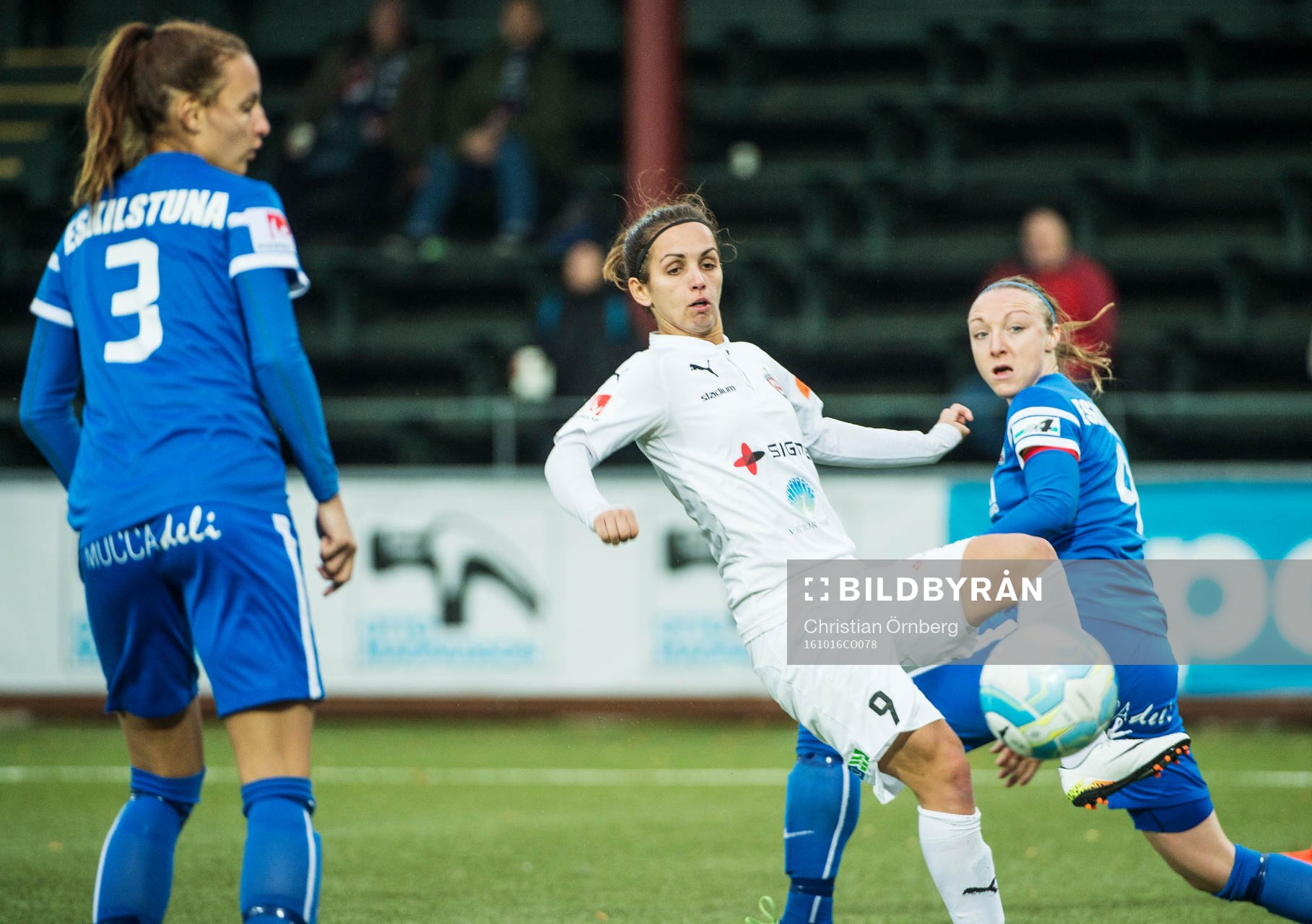 Rosengårds Natasa Andonova mot Eskilstunas Nathalie Björn